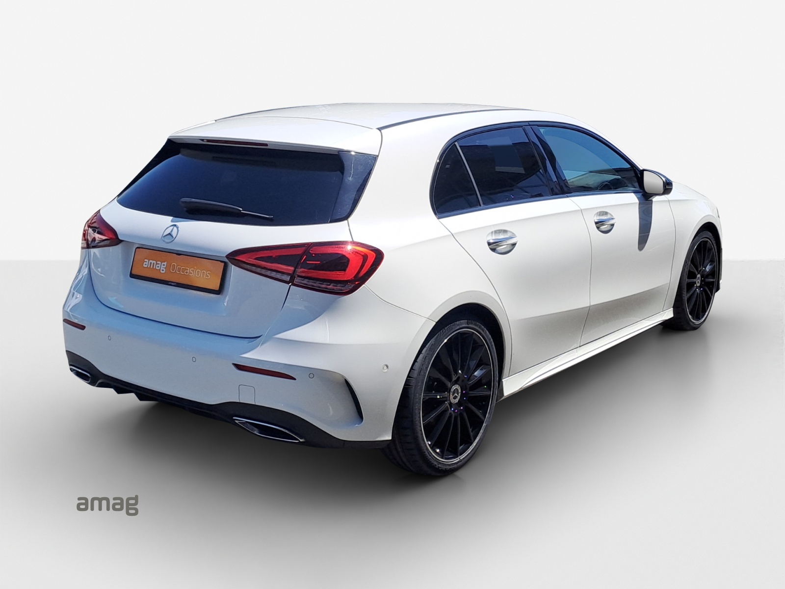 MERCEDES-BENZ A 180 Night Star AMG Line 7G-DCT-image-4
