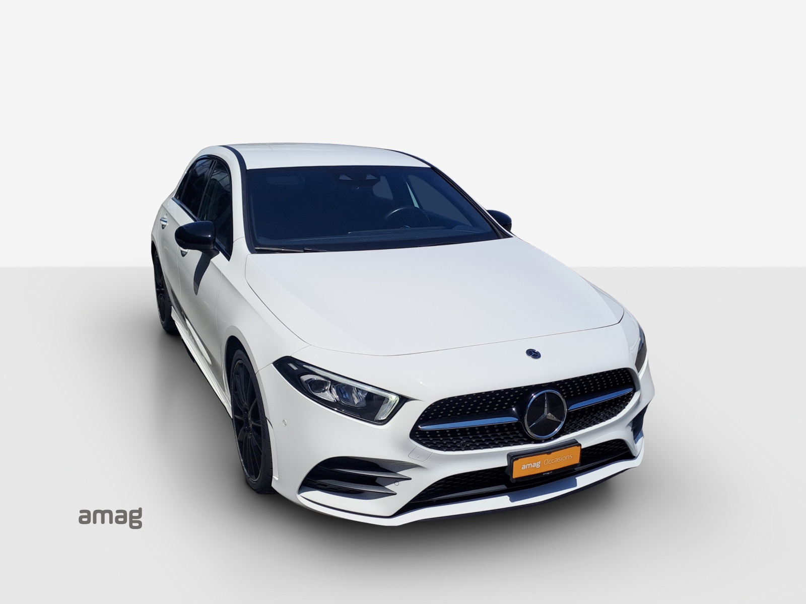 MERCEDES-BENZ A 180 Night Star AMG Line 7G-DCT-image-15