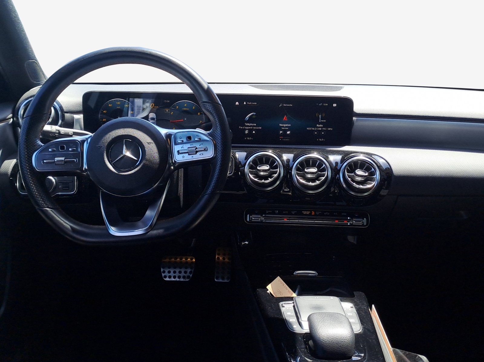 MERCEDES-BENZ A 180 Night Star AMG Line 7G-DCT-image-8