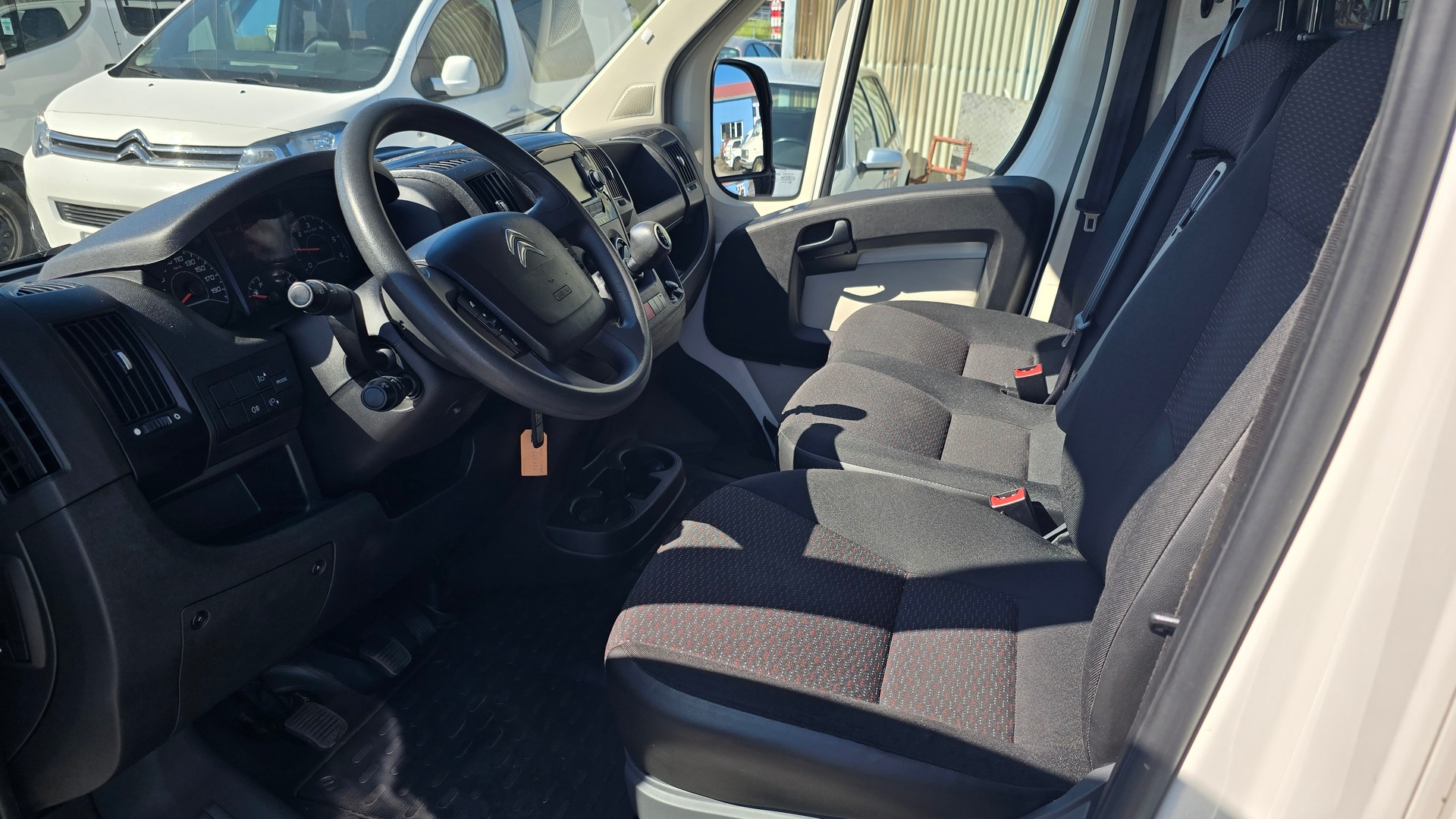 CITROEN Jumper 33 2.0 BlueHDi 130 Confort L2H1-image-8