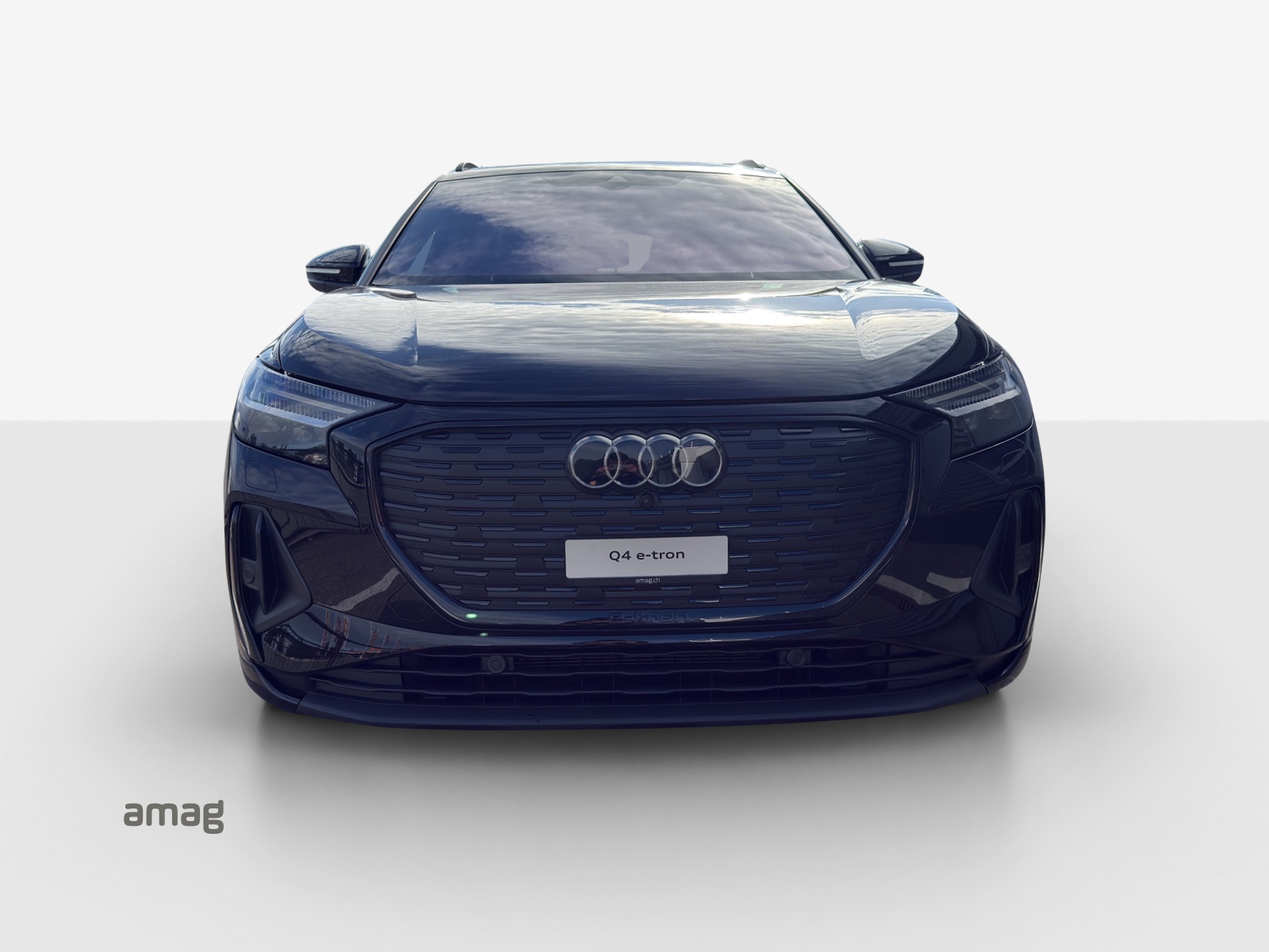 AUDI Q4 e-tron 45 Attraction quattro-image-6