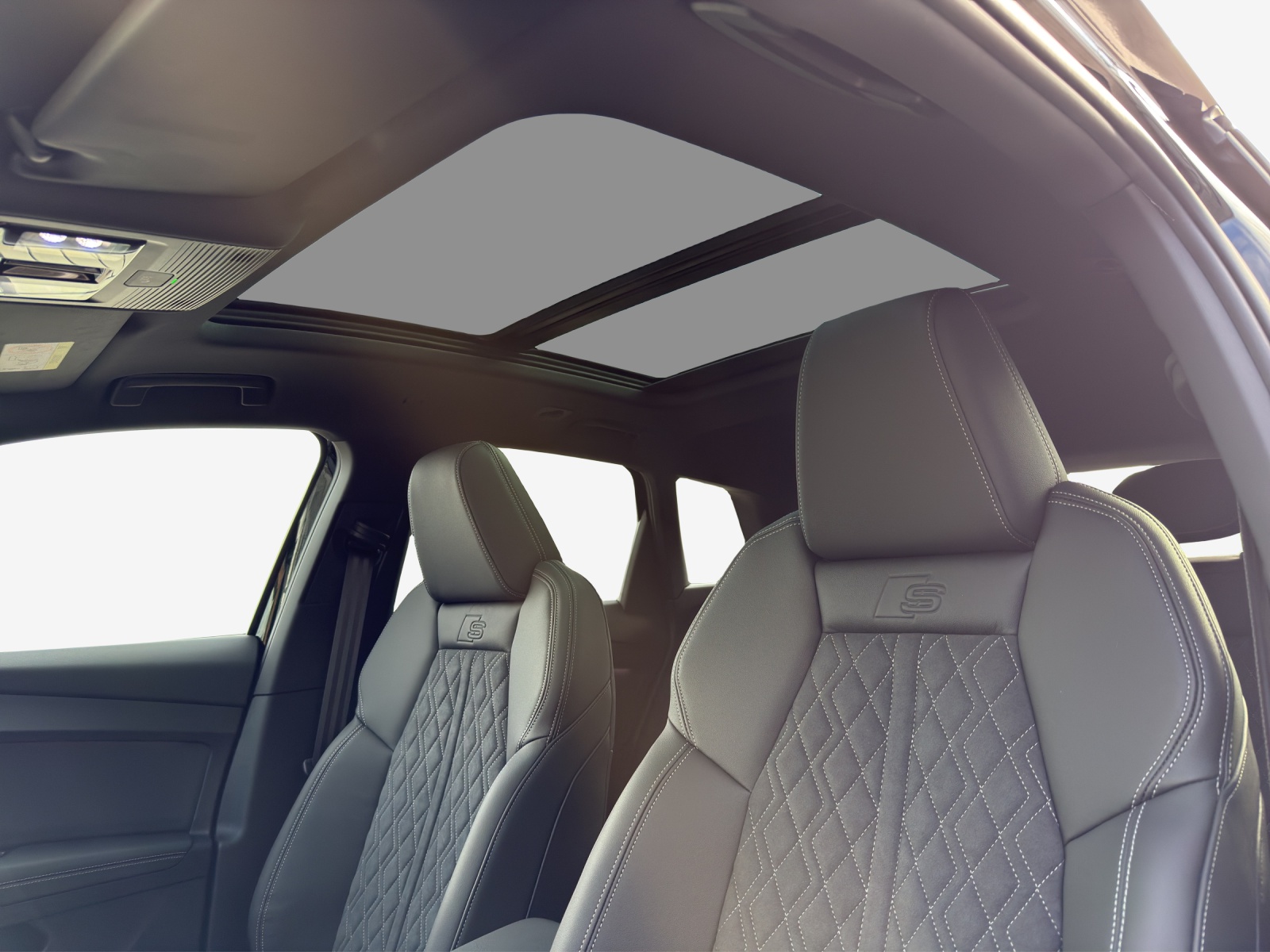 AUDI Q4 e-tron 45 Attraction quattro-image-14