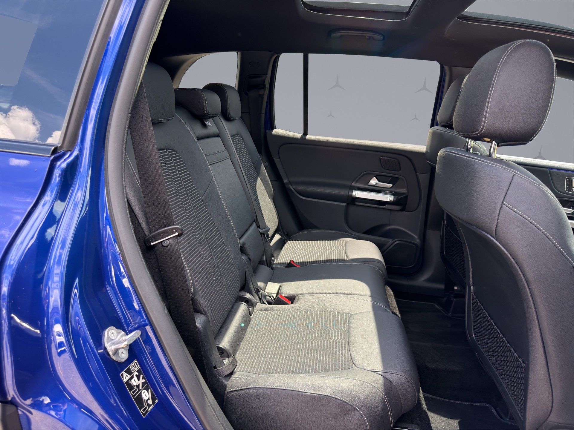 MERCEDES-BENZ GLB 250 Progressive 4matic-image-20