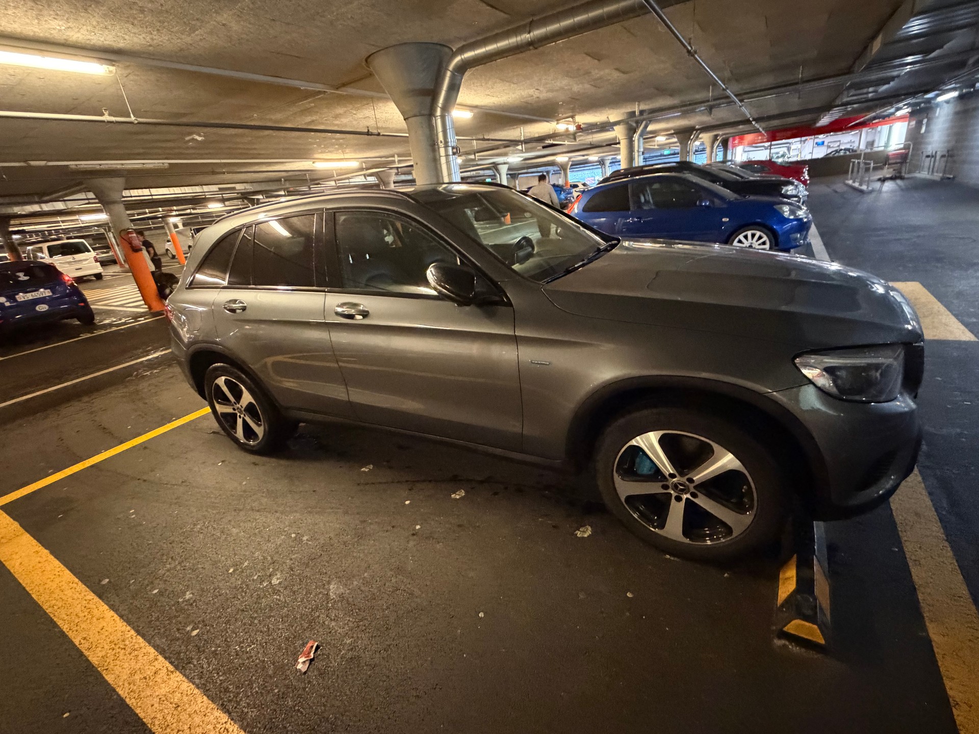 MERCEDES-BENZ GLC 350 e Exclusive 4m-image-3