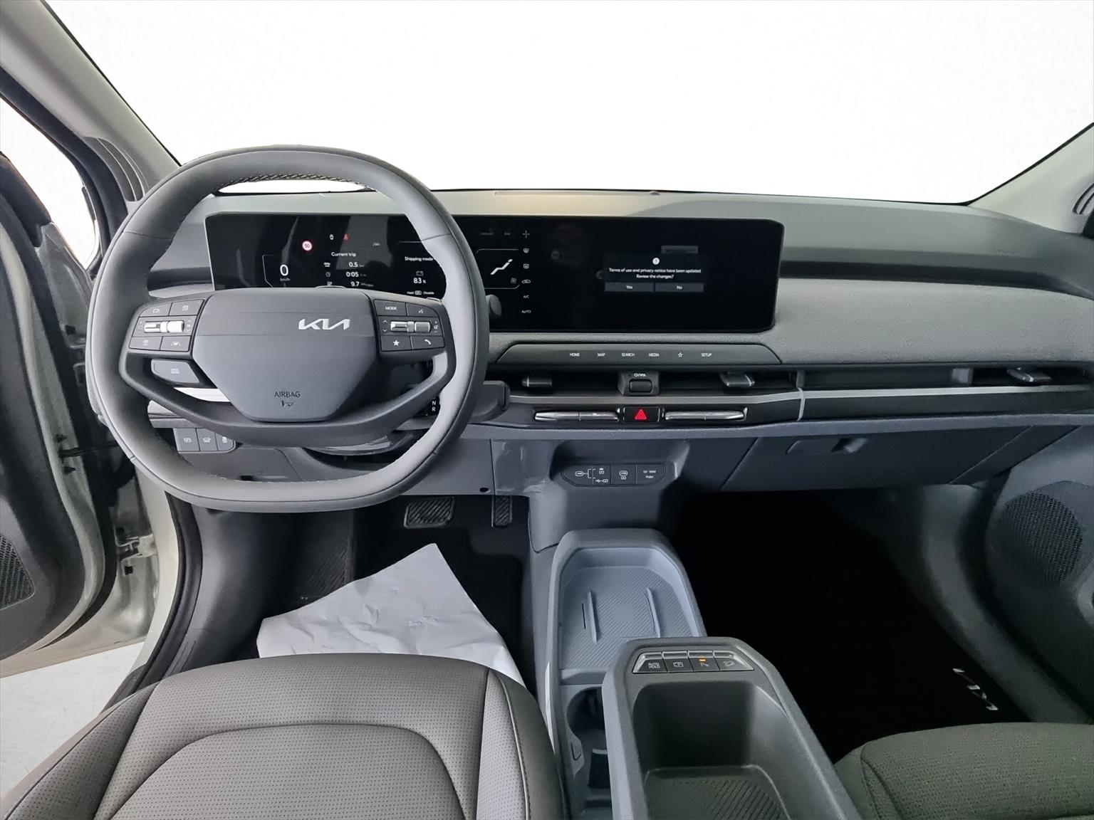 KIA EV3 81 kWh Earth-image-7