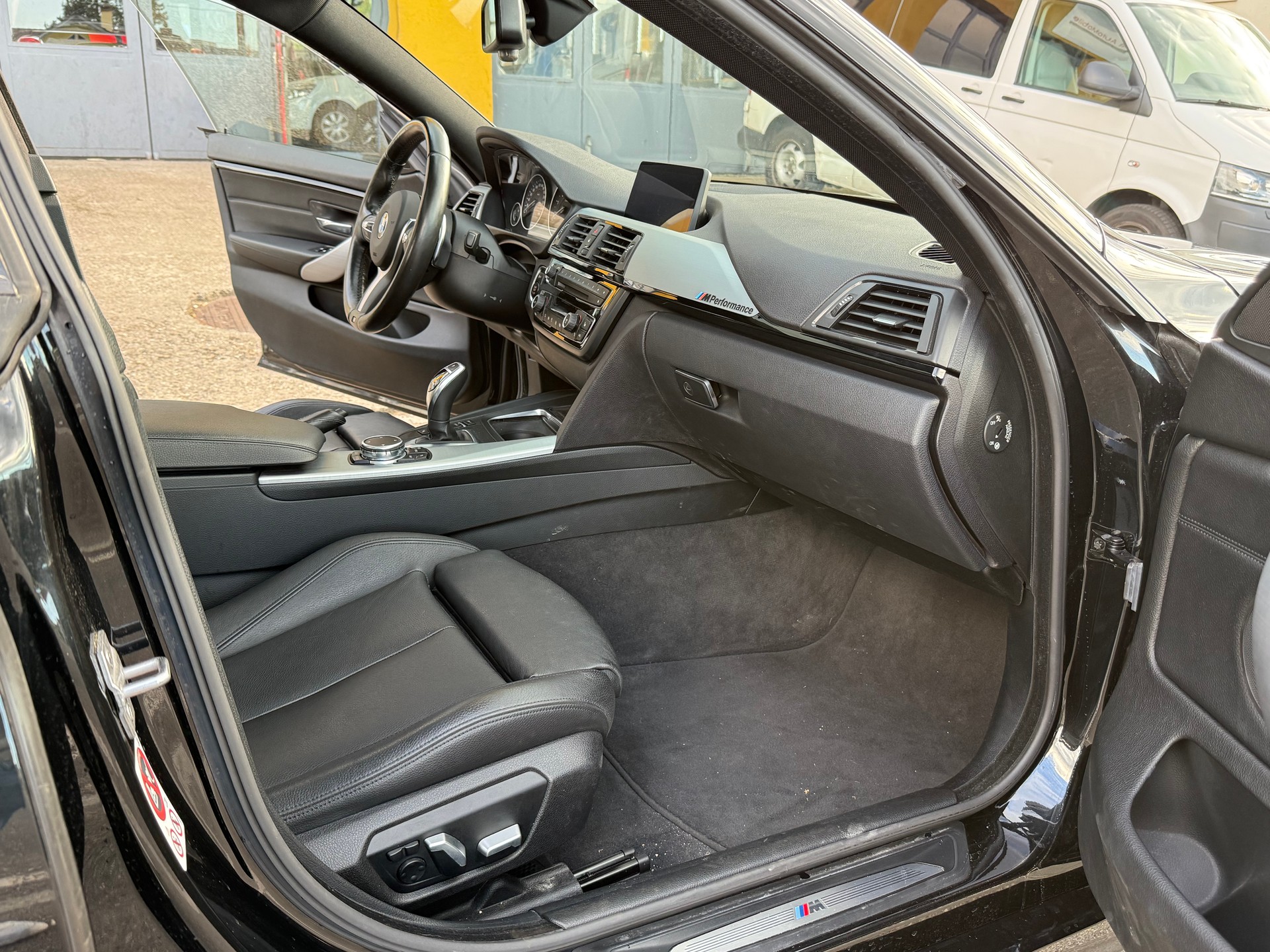 BMW 440i Gran Coupé xDrive M Sport Steptronic-image-7