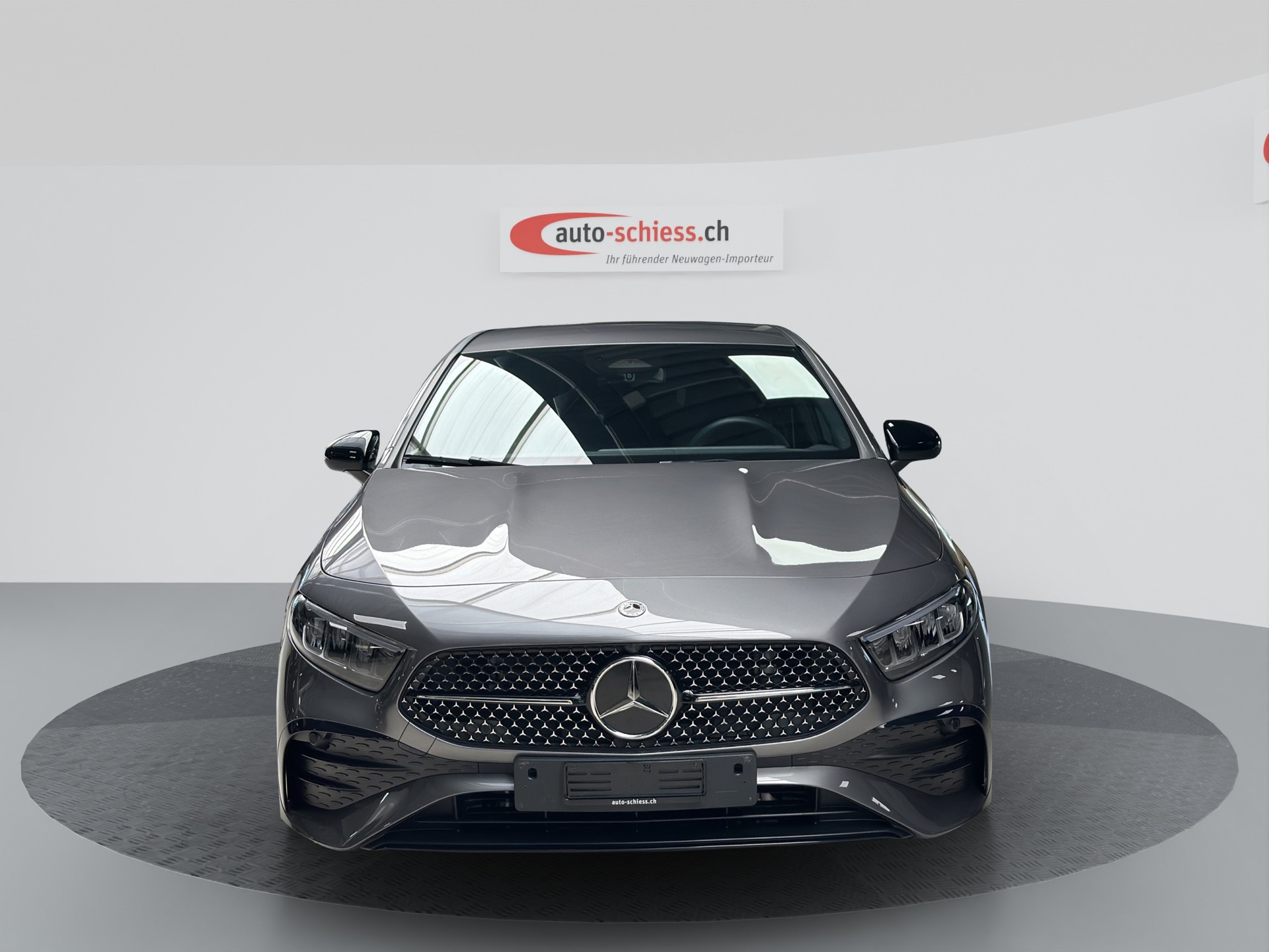 MERCEDES-BENZ A 200 7G-DCT AMG Line Night-image-1