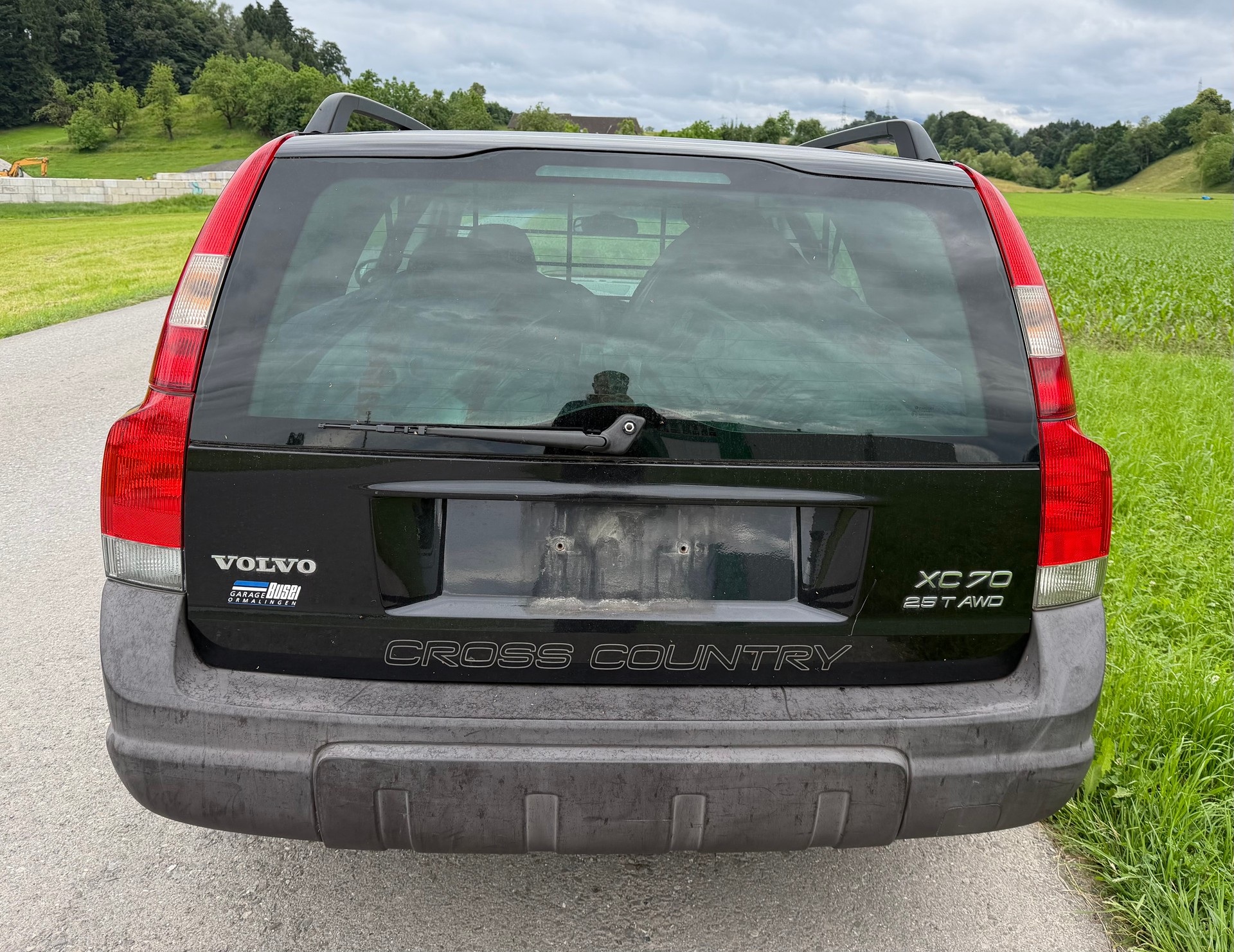 VOLVO XC70 2.5T AWD-image-5