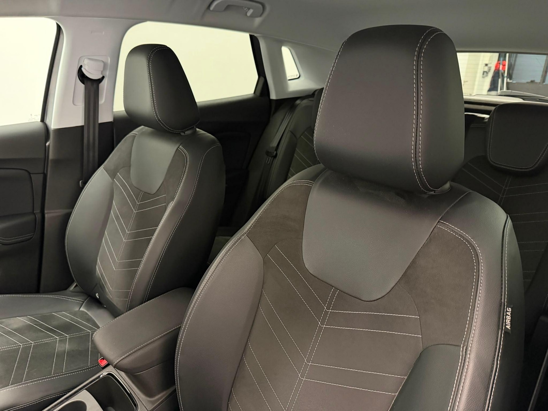 OPEL Grandland 1.6 T PHEV GS-image-12