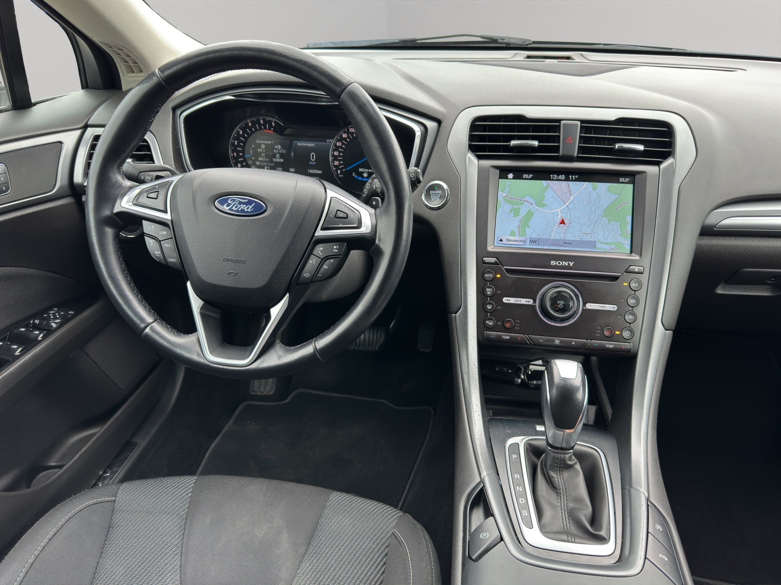 FORD Mondeo 2.0 TDCi Trend PowerShift-image-9