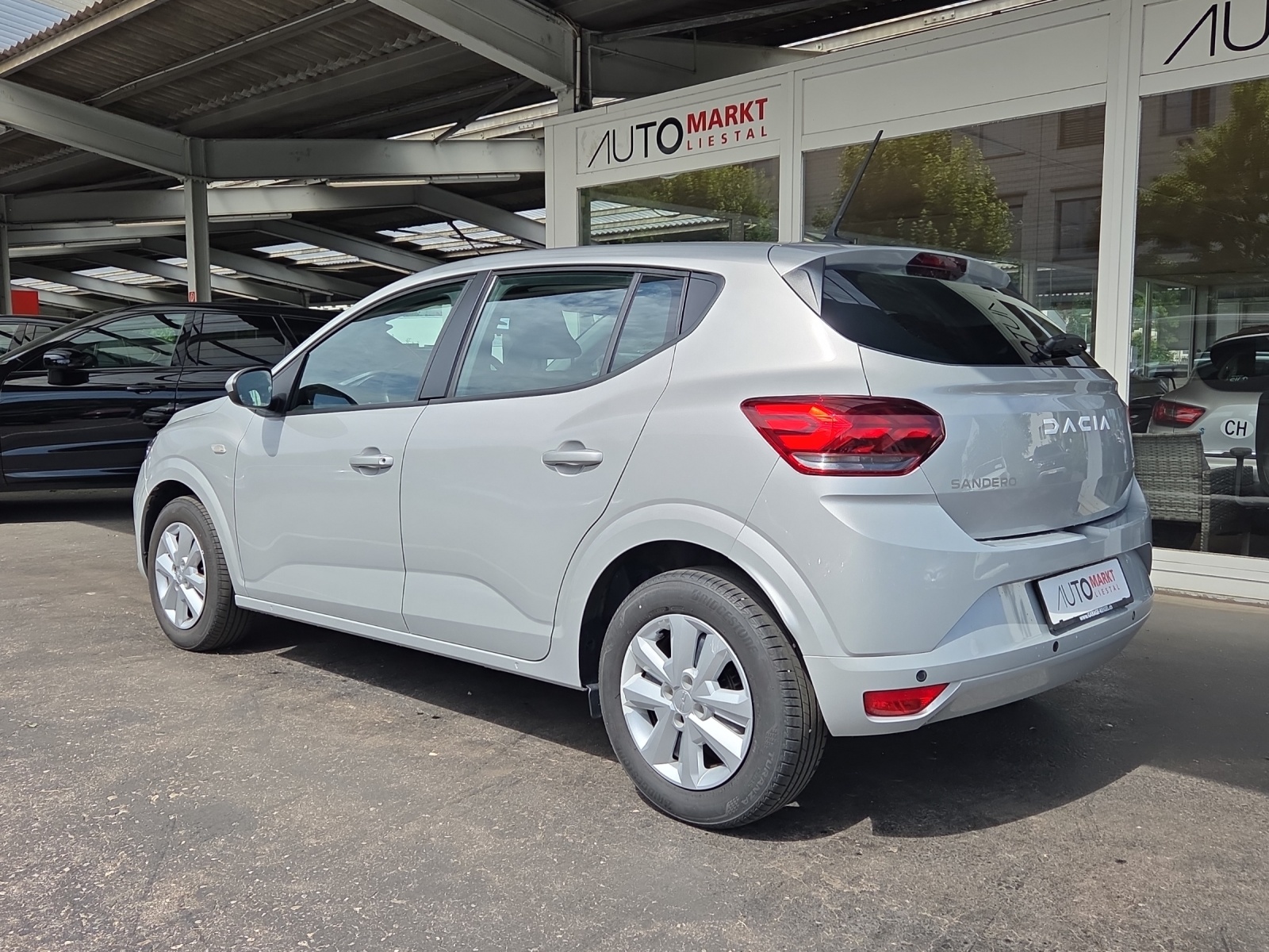 DACIA Sandero TCe 90 Expression CVT-image-1