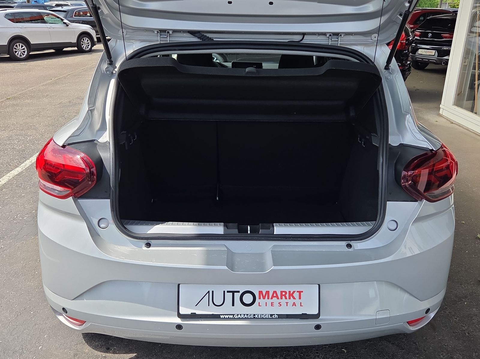 DACIA Sandero TCe 90 Expression CVT-image-11
