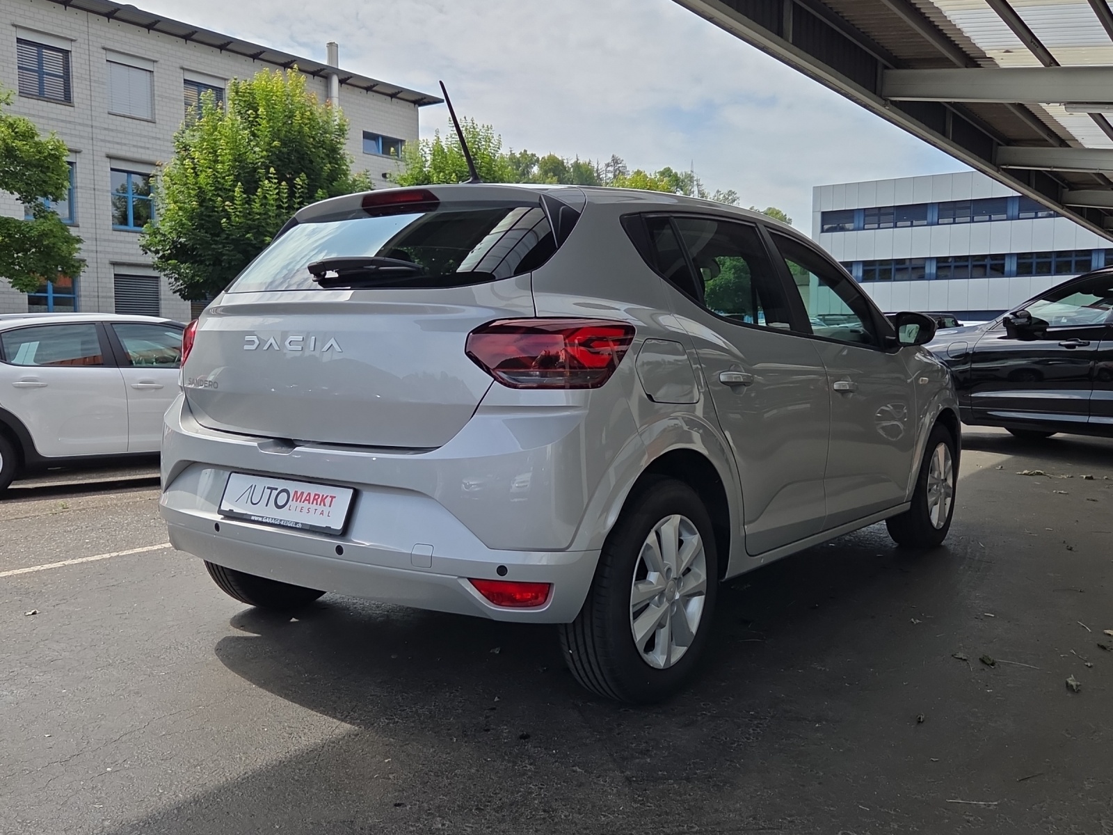 DACIA Sandero TCe 90 Expression CVT-image-10