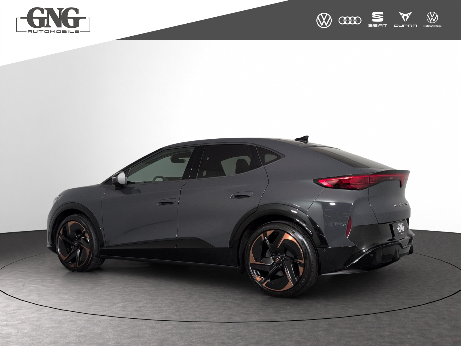 CUPRA Tavascan Type 9 77 kWh VZ Adrenaline-image-1
