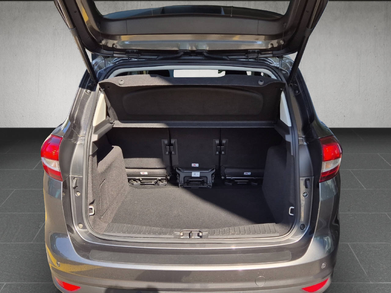 FORD C-Max 1.5 EcoBoost Titanium Automat-image-12