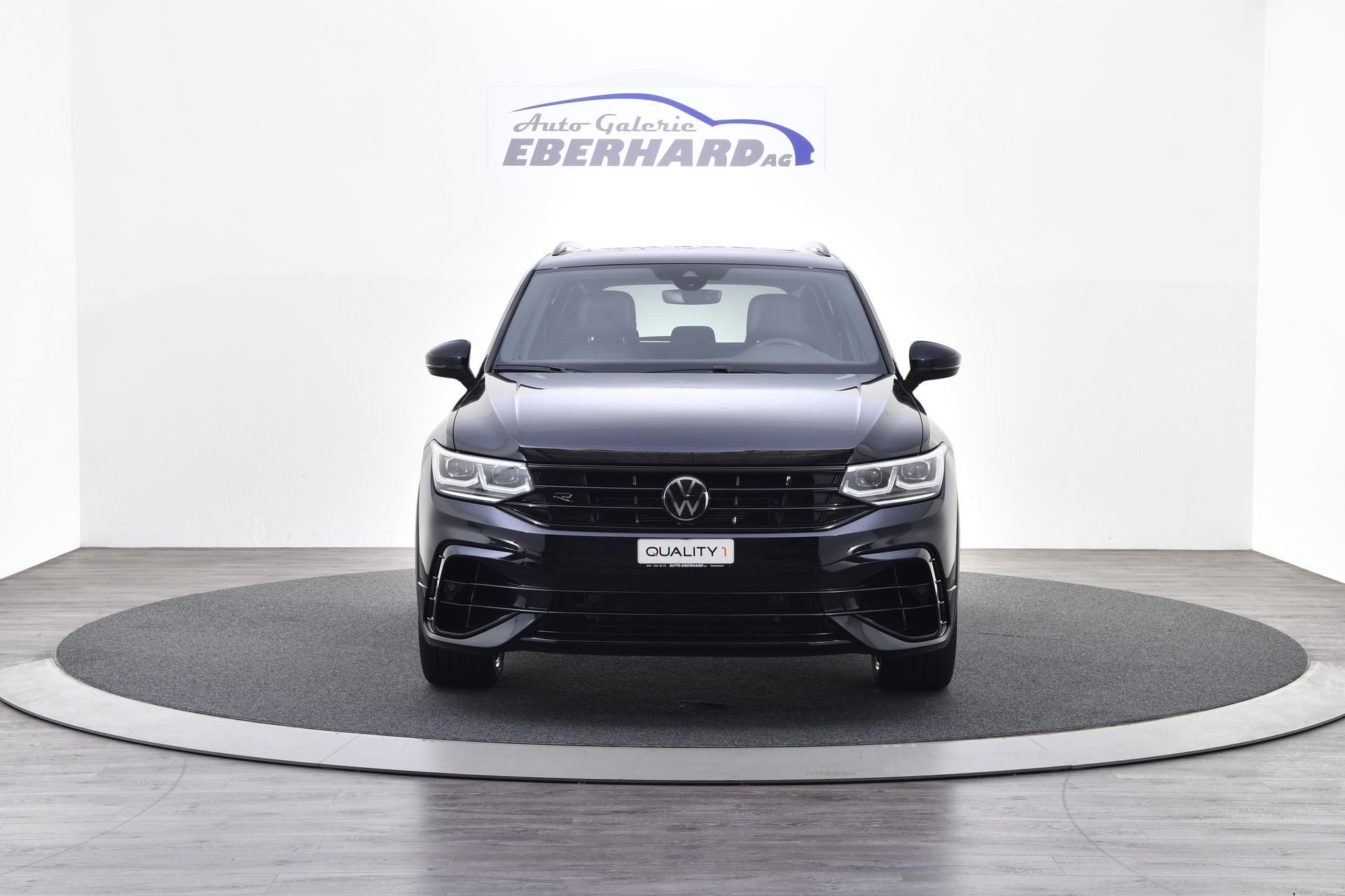 VW Tiguan 2.0TSI R 4Motion DSG-image-7