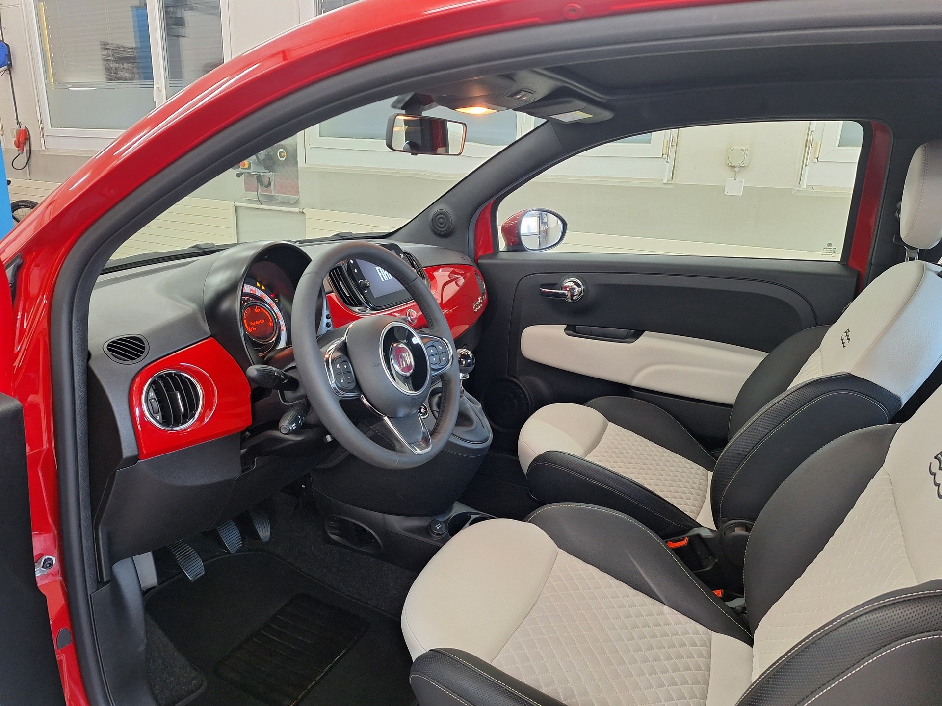 FIAT 500C 1.0 N3 MildHybrid Dolcevita⚡Keine Ablieferungspauschale⚡-image-11