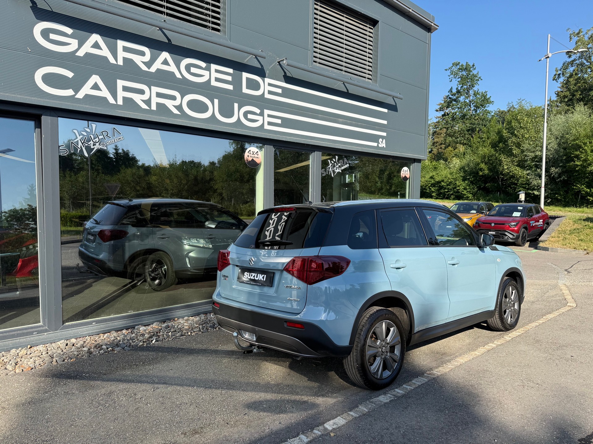 SUZUKI Vitara 1.4 Boosterjet Compact + Automatic-image-5