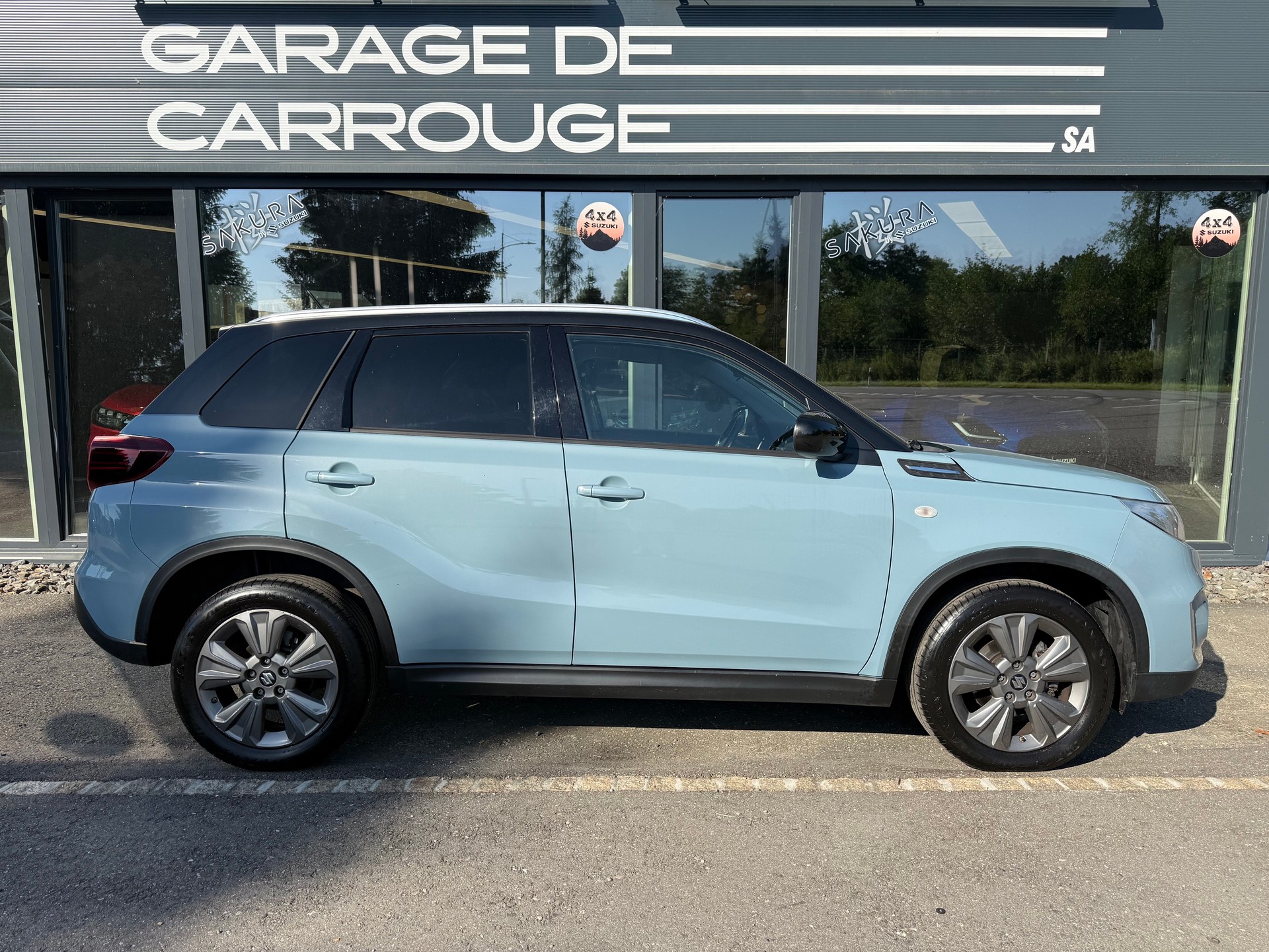 SUZUKI Vitara 1.4 Boosterjet Compact + Automatic-image-6