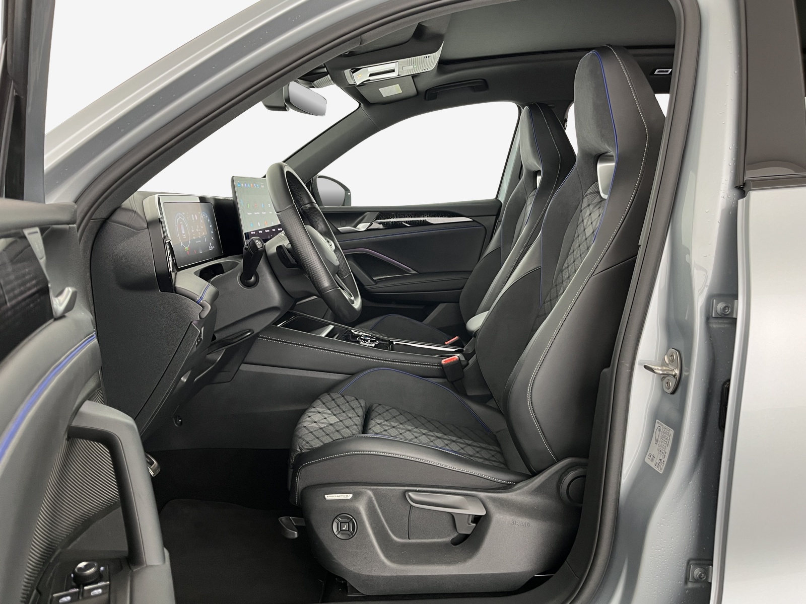 VW Tiguan 2.0 TSI DSG R-Line 4Motion-image-7