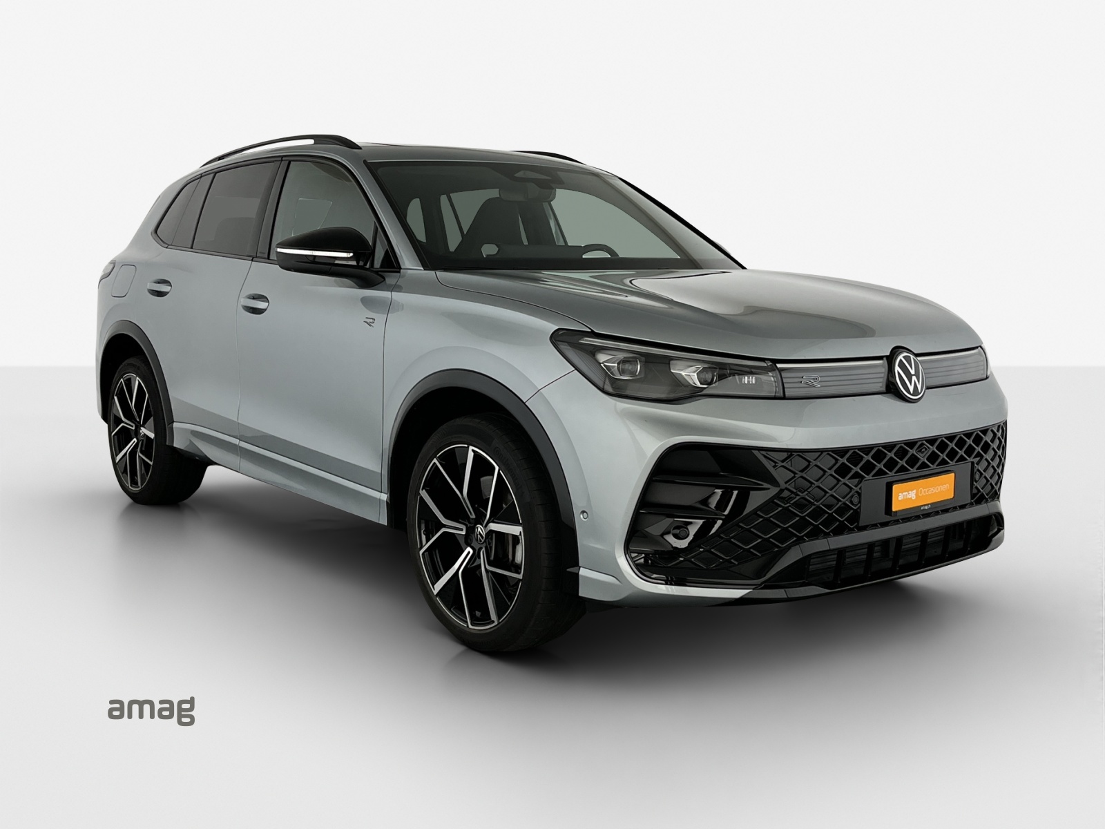 VW Tiguan 2.0 TSI DSG R-Line 4Motion-image-5