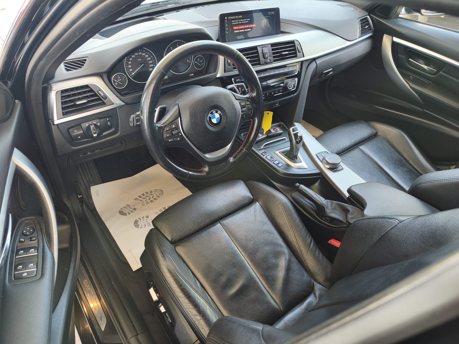 BMW 320d xDrive Touring Swiss Advantage Sport Stept-image-11