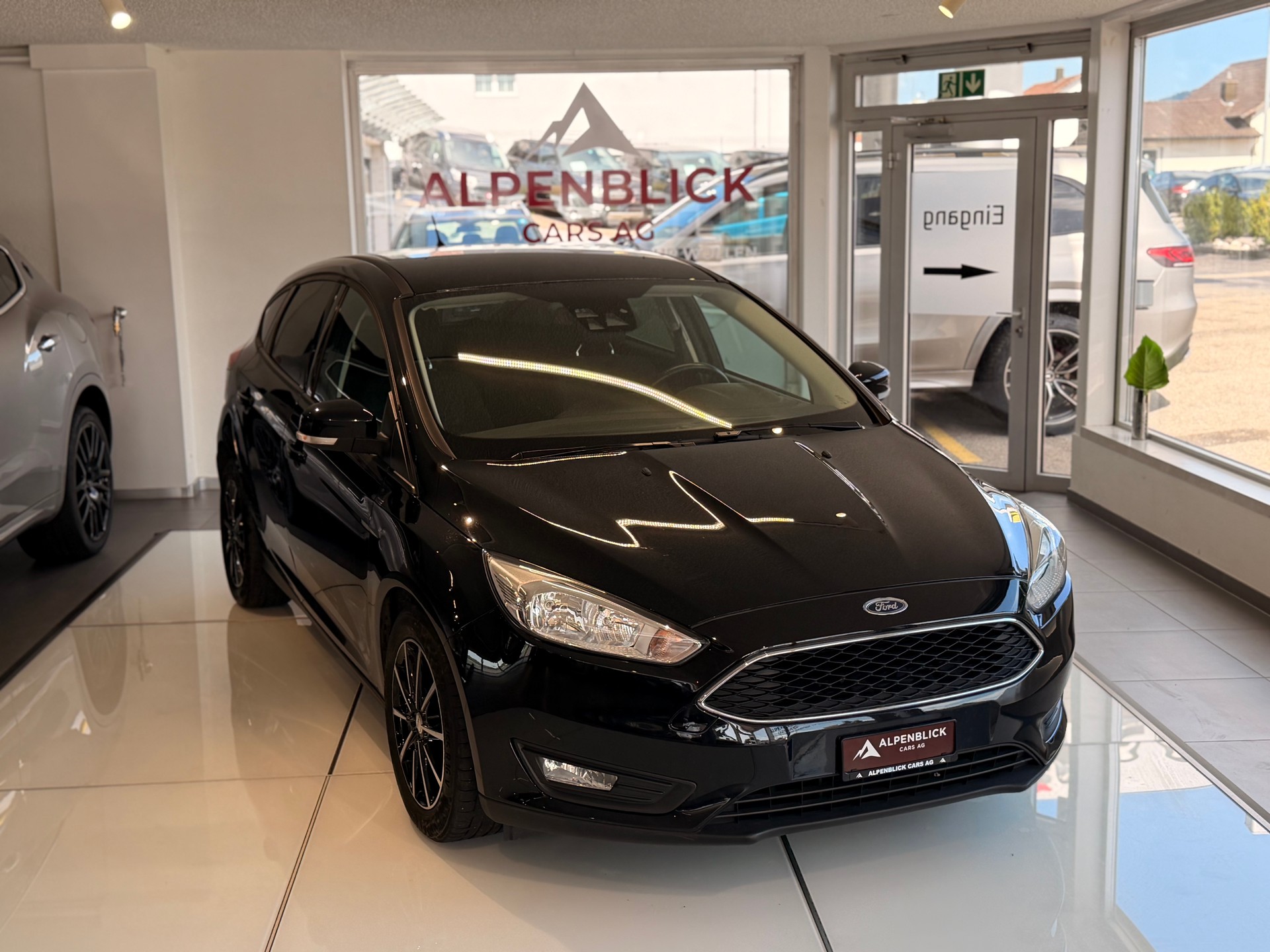 FORD Focus 1.0 SCTi Trend-image-2