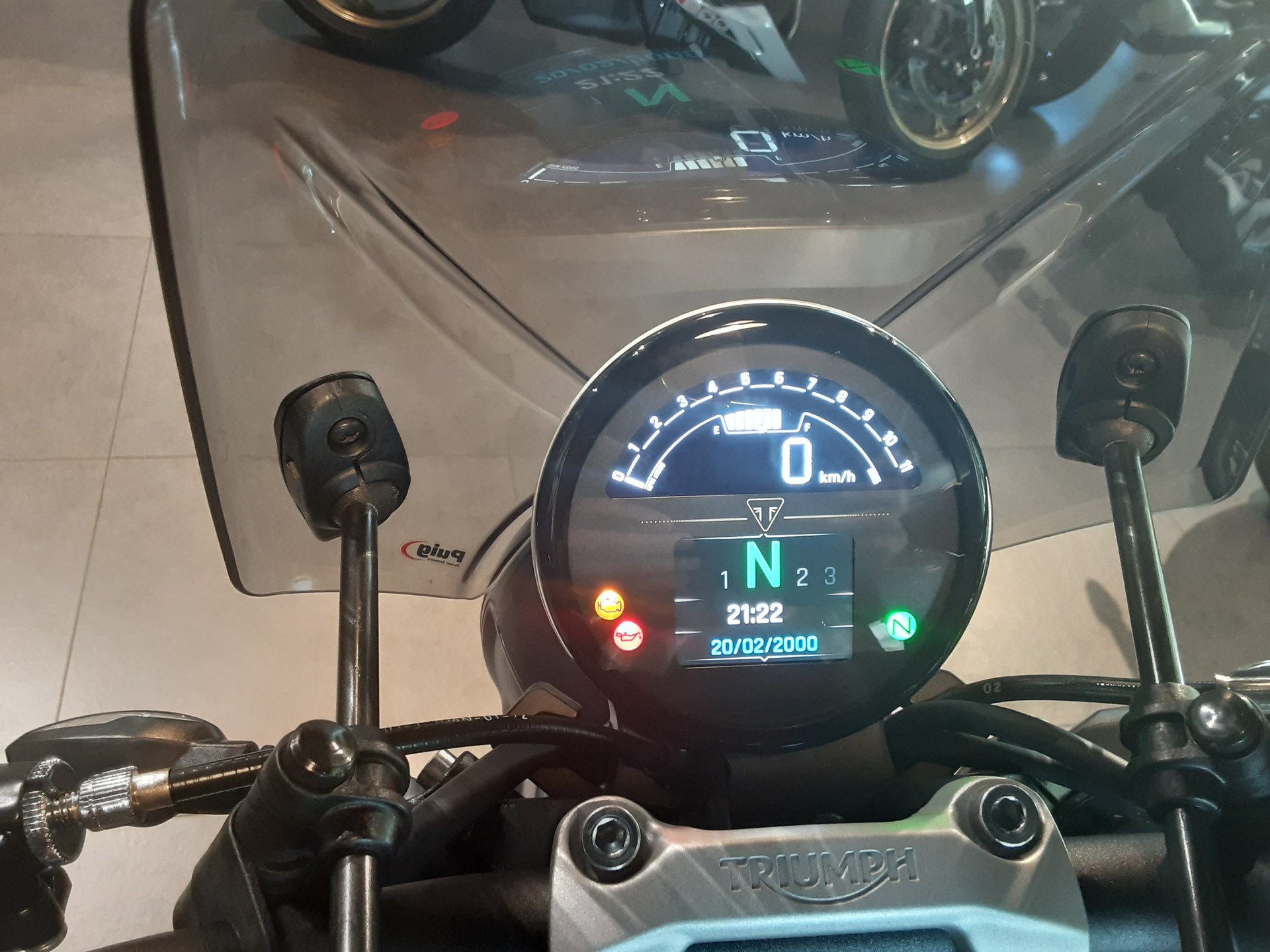 TRIUMPH Trident 660-image-6