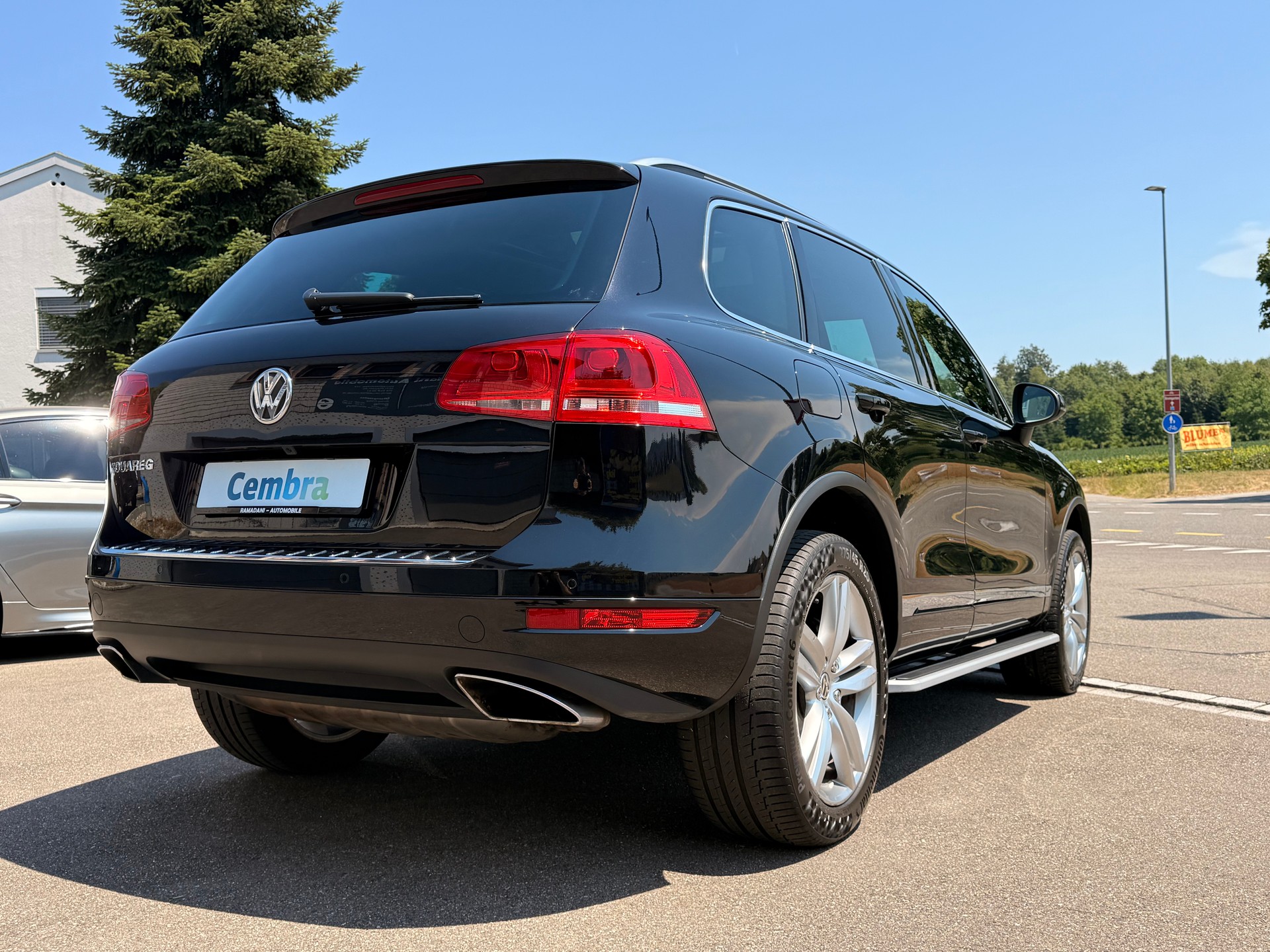 VW Touareg 3.0 TDI BlueMotion Technology Tiptronic-image-2