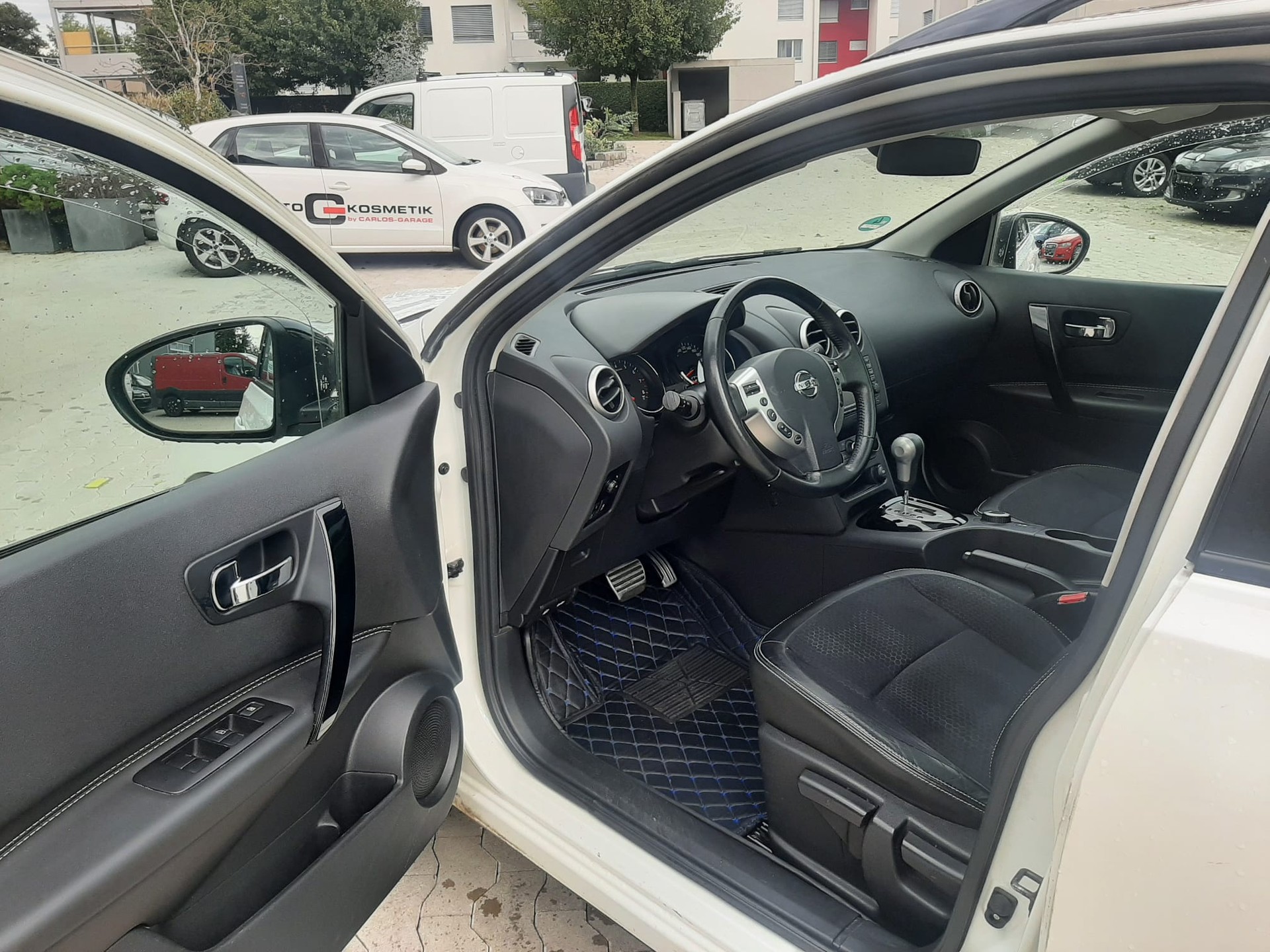 NISSAN Qashqai 2.0 4WD CVT-image-4