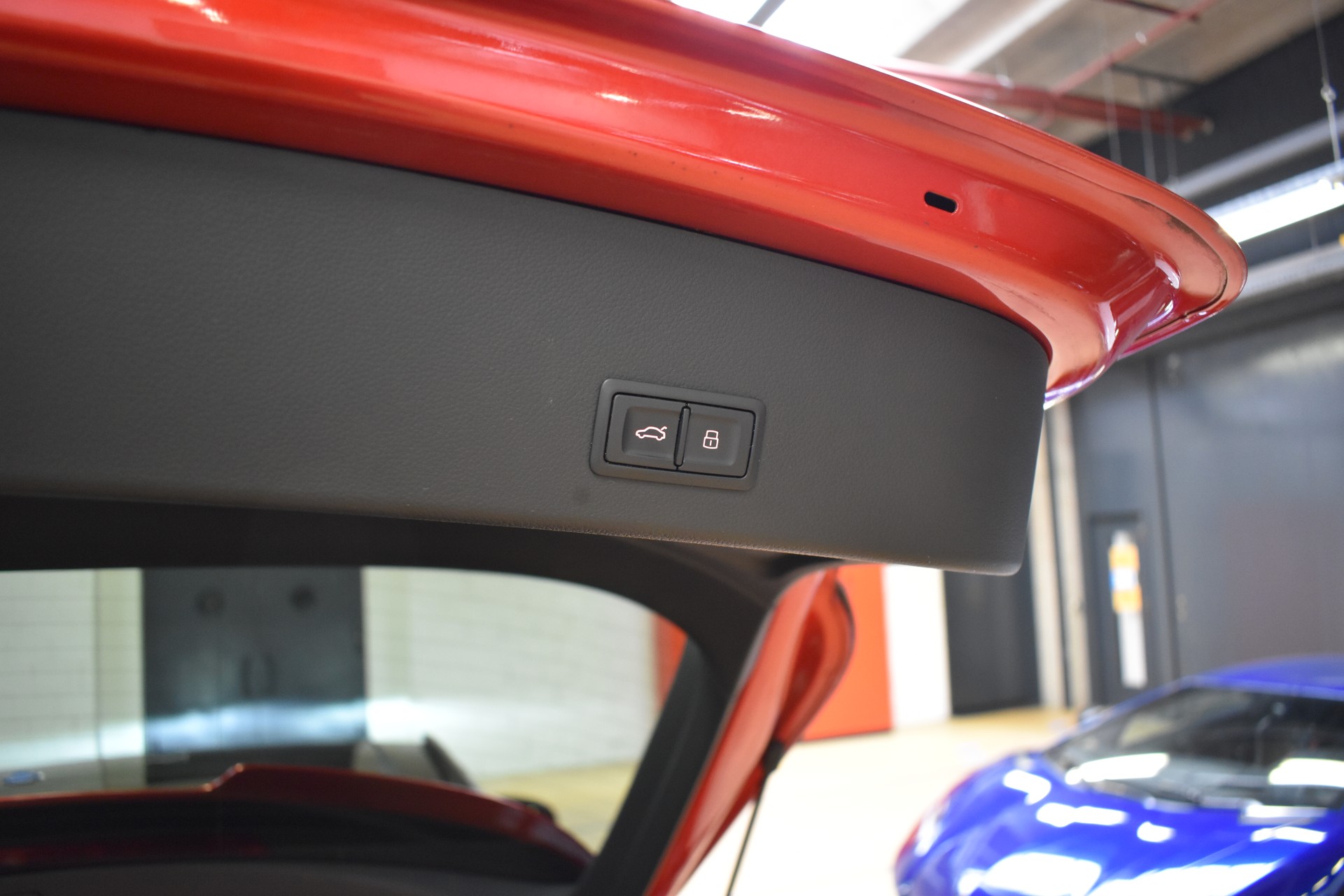 AUDI S6 Avant 4.0 TFSI V8 quattro S-tronic-image-16