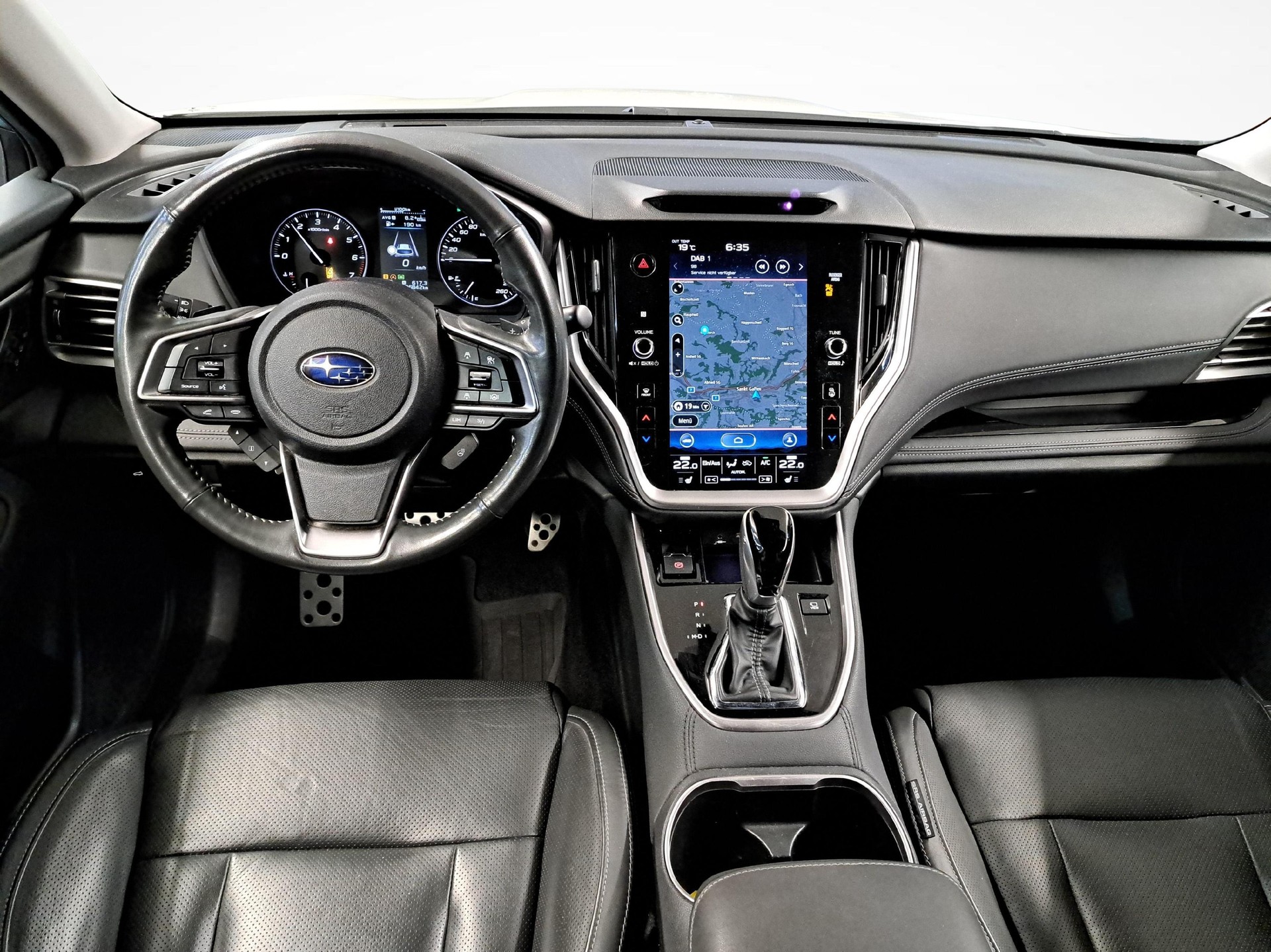 SUBARU Outback 2.5i Luxury-image-8