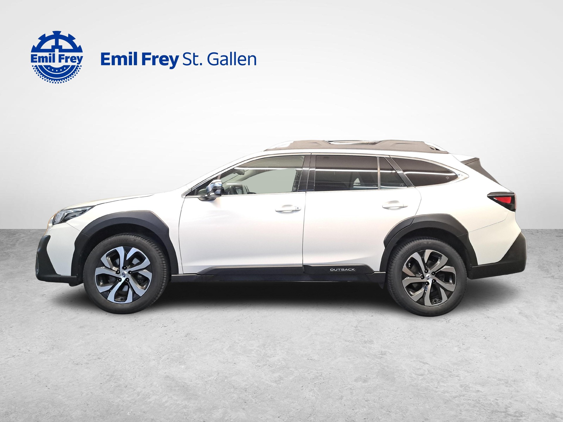 SUBARU Outback 2.5i Luxury-showroom-element-1