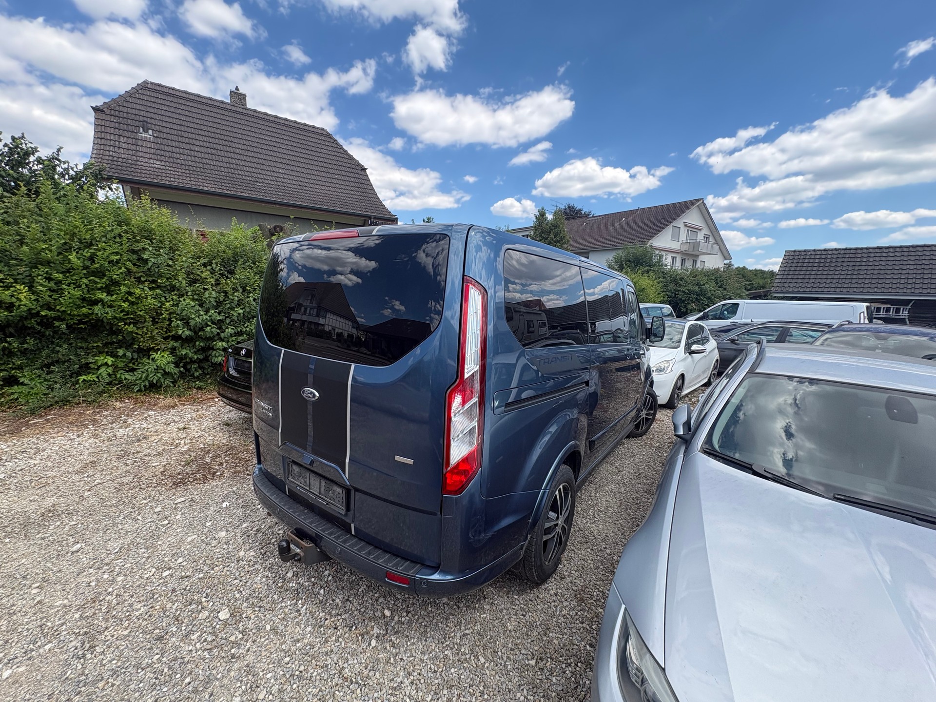 FORD Transit Custom 320 L2H1 Trend A-image-1