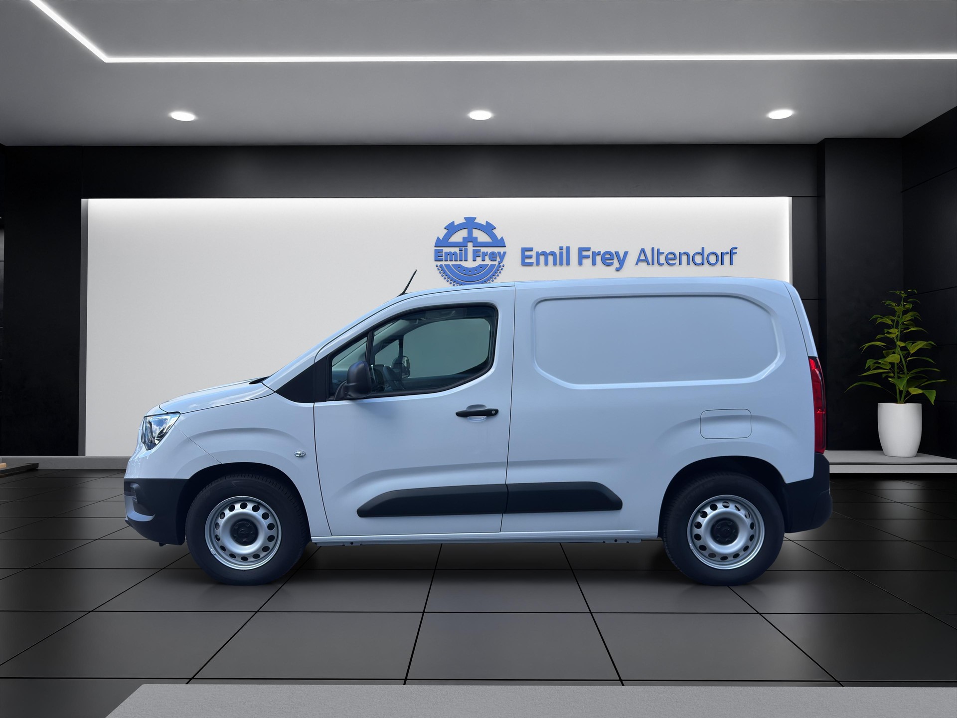 OPEL Combo-e Cargo 2.4 t Electric +-image-2