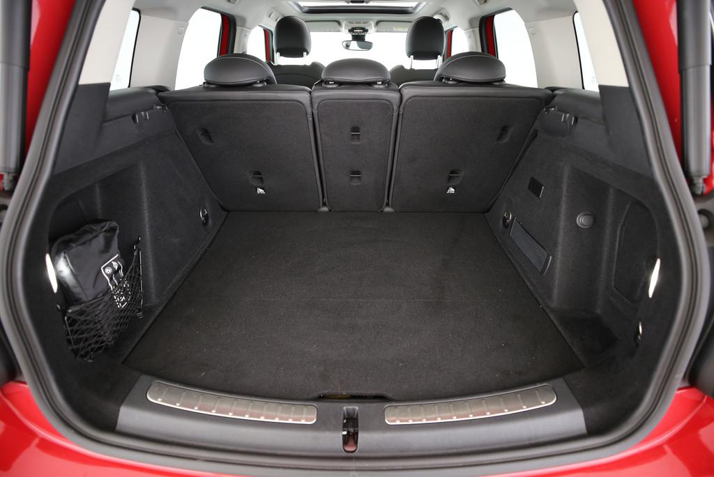 MINI Countryman F60 1.5i Cooper S E ALL4-image-9
