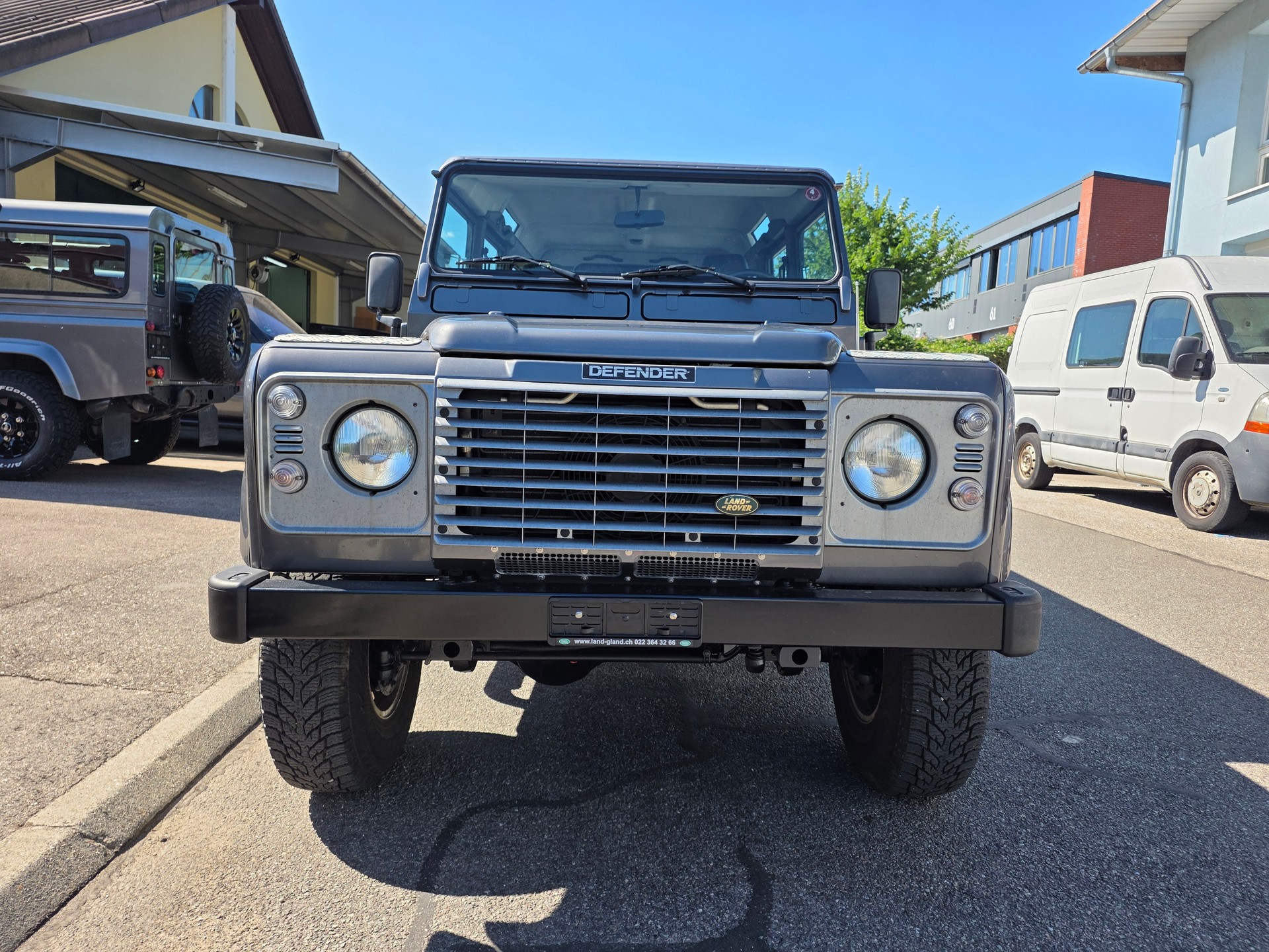 LAND ROVER Defender 110 SW 2.5 Td5-image-3