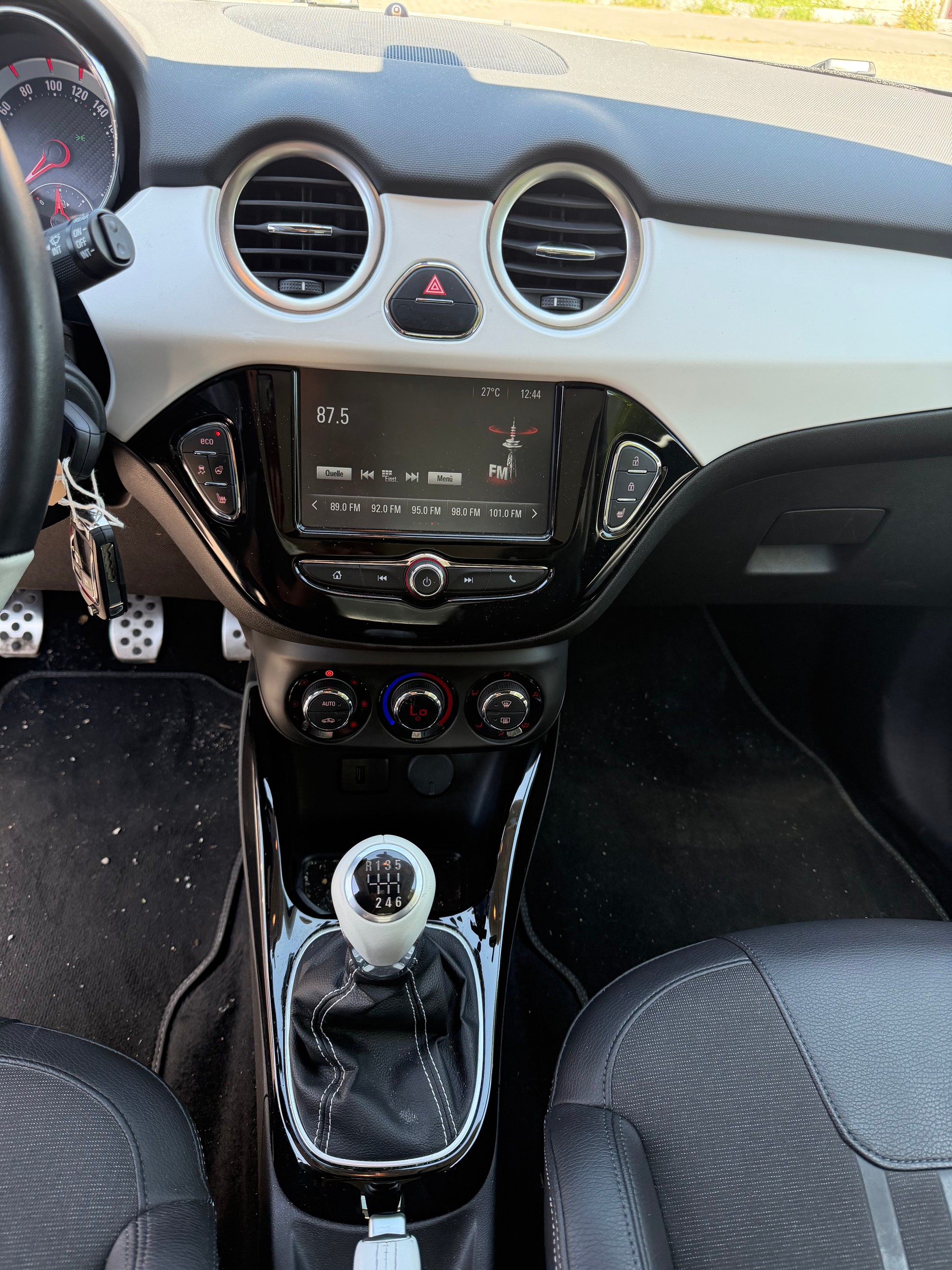 OPEL Adam 1.4 Turbo S-image-9