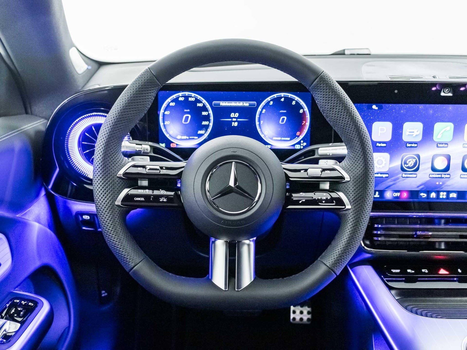 MERCEDES-BENZ CLA 220 4MATIC SB-image-10