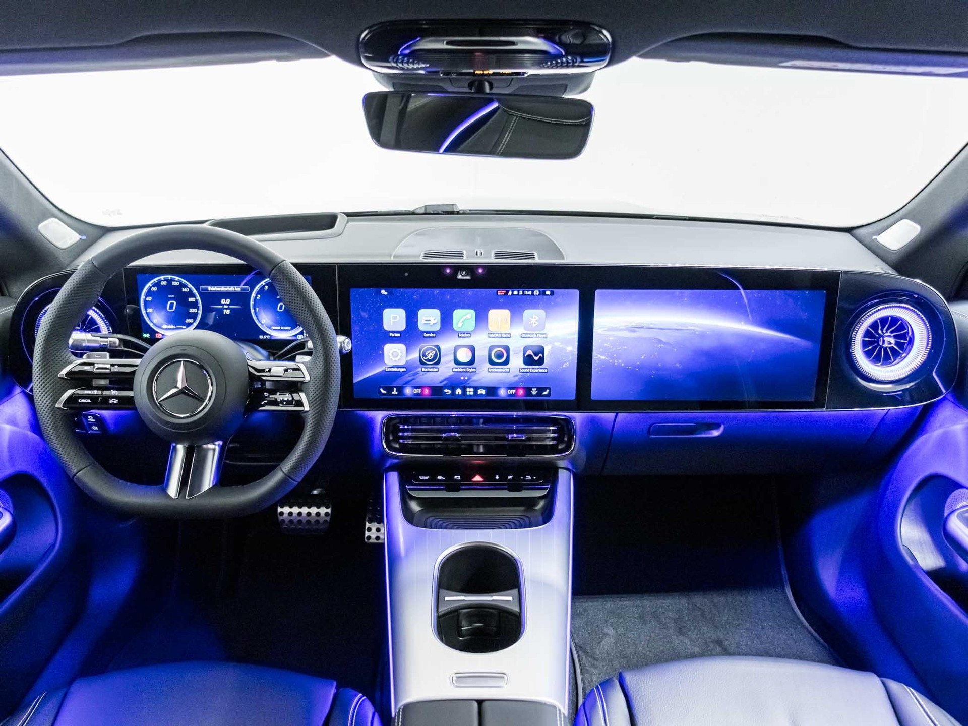 MERCEDES-BENZ CLA 220 4MATIC SB-image-11