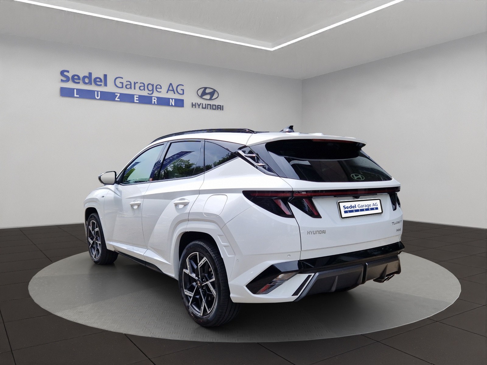 HYUNDAI Tucson 1.6 T-GDi HEV N-Line 4WD-image-3