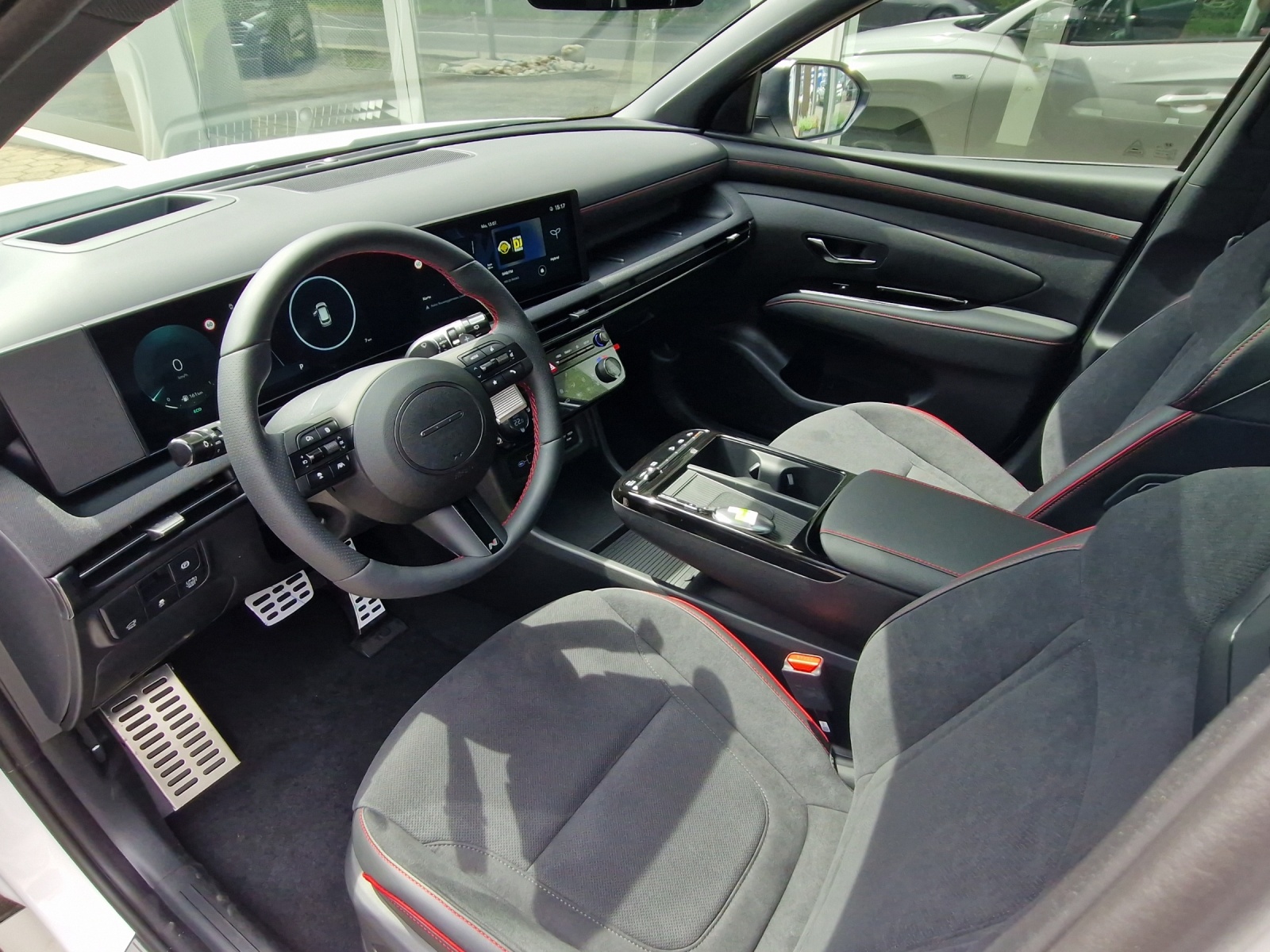 HYUNDAI Tucson 1.6 T-GDi HEV N-Line 4WD-image-4