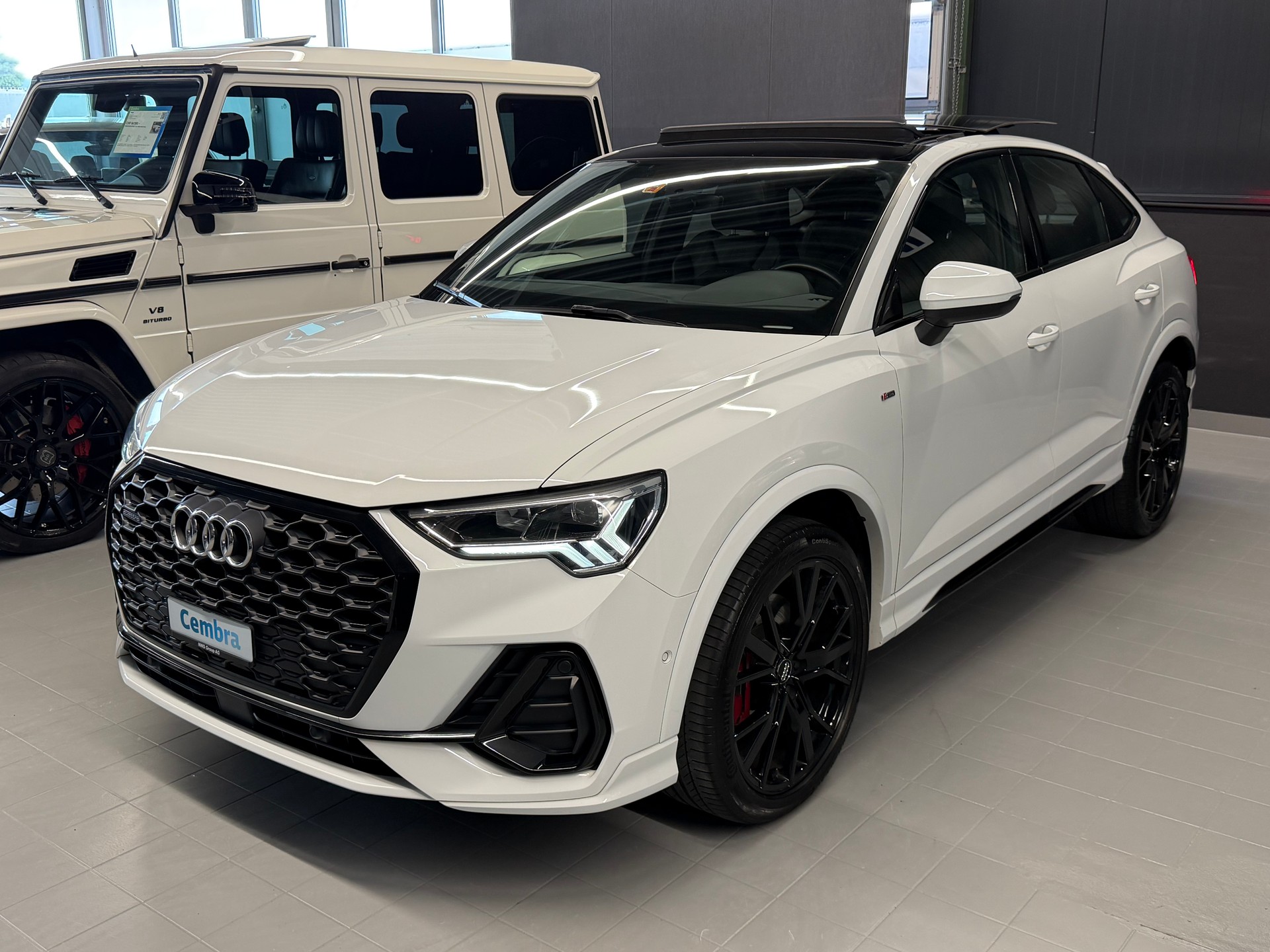 AUDI Q3 Sportback 45 TFSI S line quattro S-tronic 230 PS-image-3