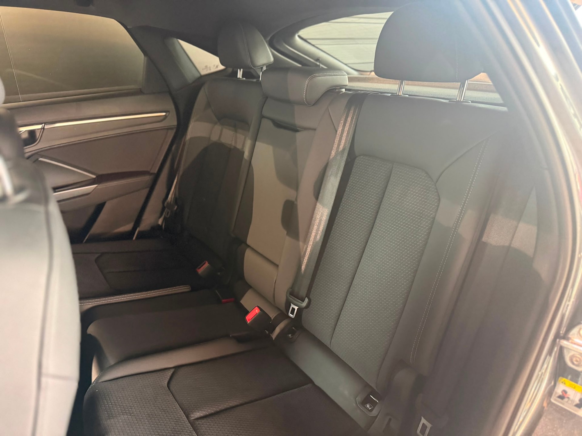 AUDI Q3 Sportback 35 TFSI S line Attraction S-tronic-image-8