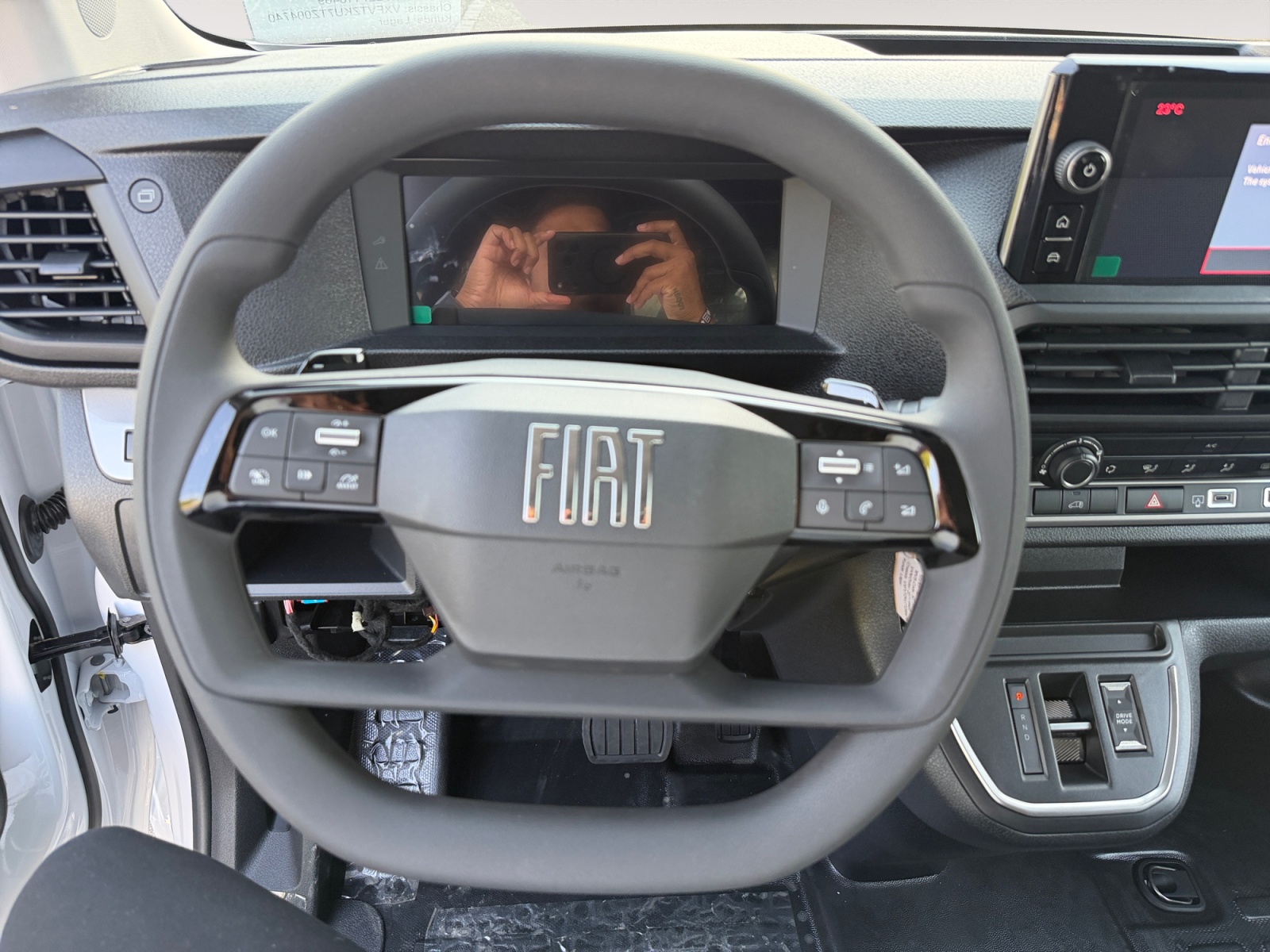 FIAT E-Scudo 75kWh L2-image-8