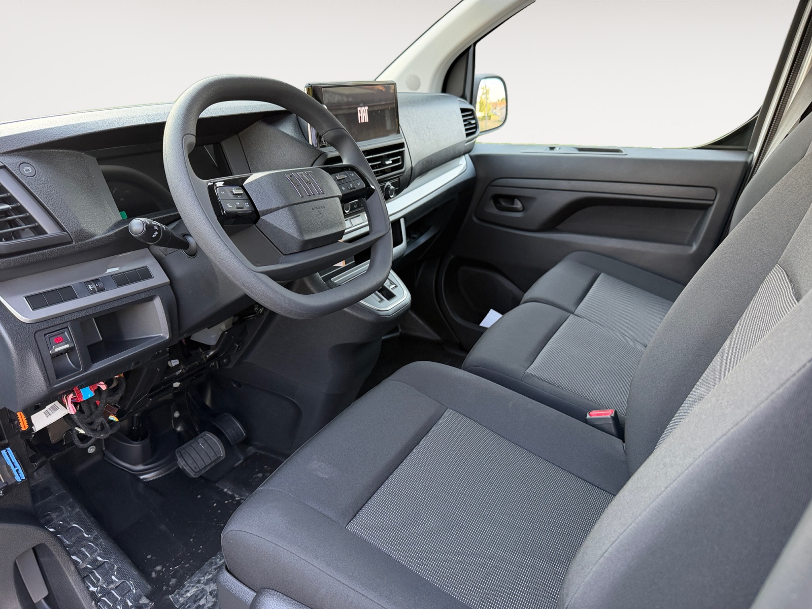 FIAT E-Scudo 75kWh L2-image-6