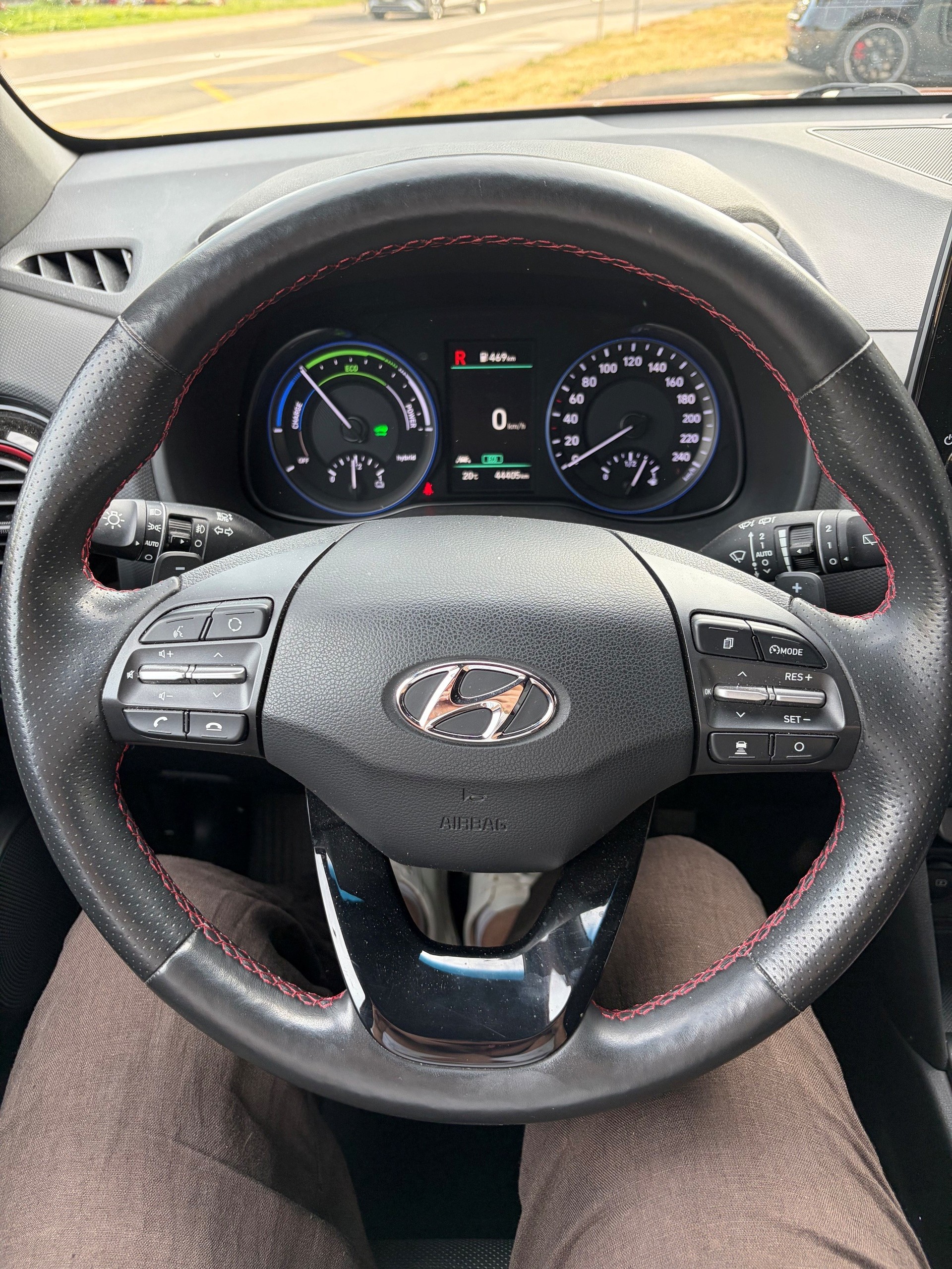HYUNDAI Kona 1.6 GDi HEV Vertex DCT-image-7