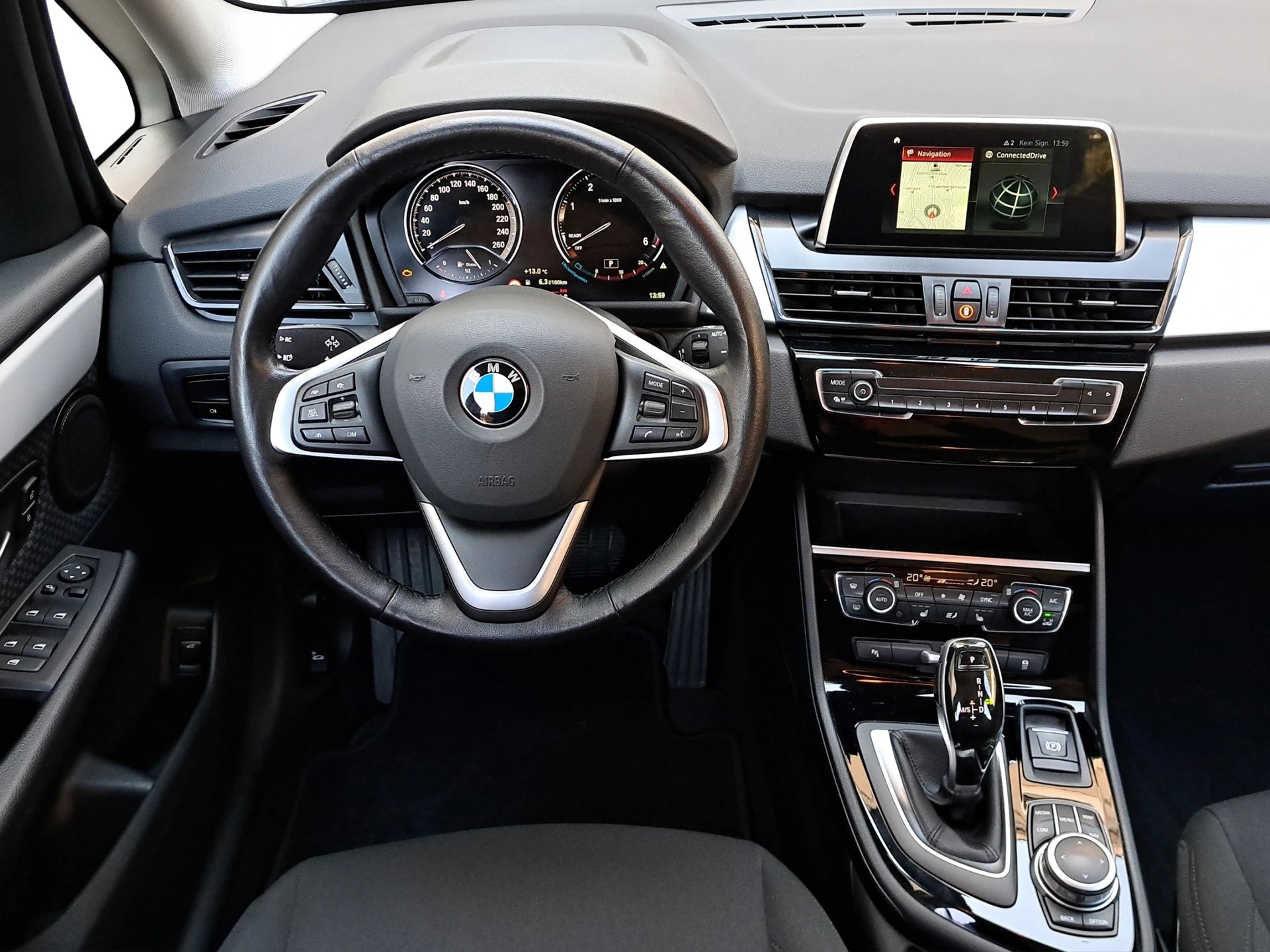 BMW 218d xDrive Gran Tourer Steptronic-image-7