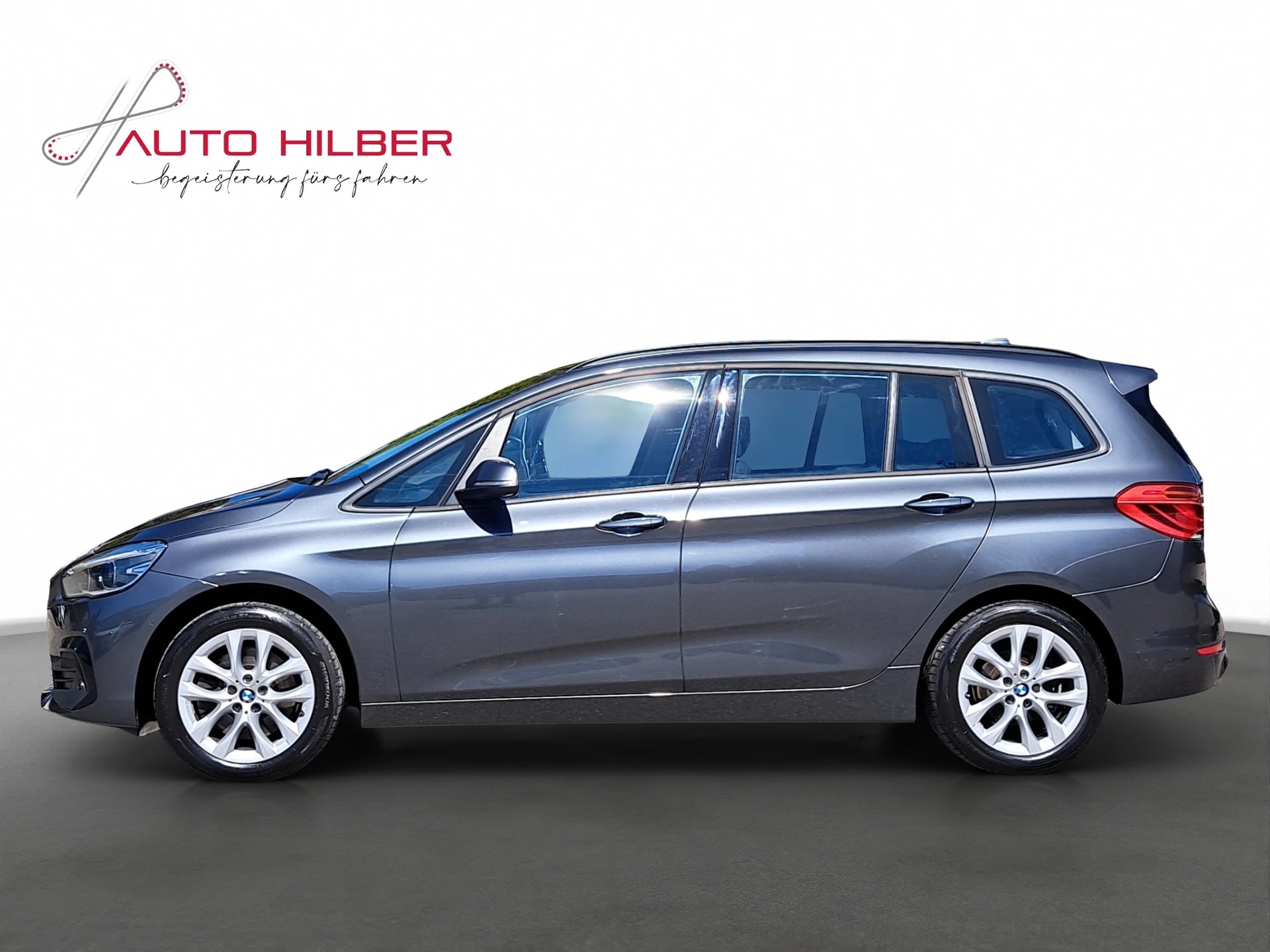 BMW 218d xDrive Gran Tourer Steptronic-image-2