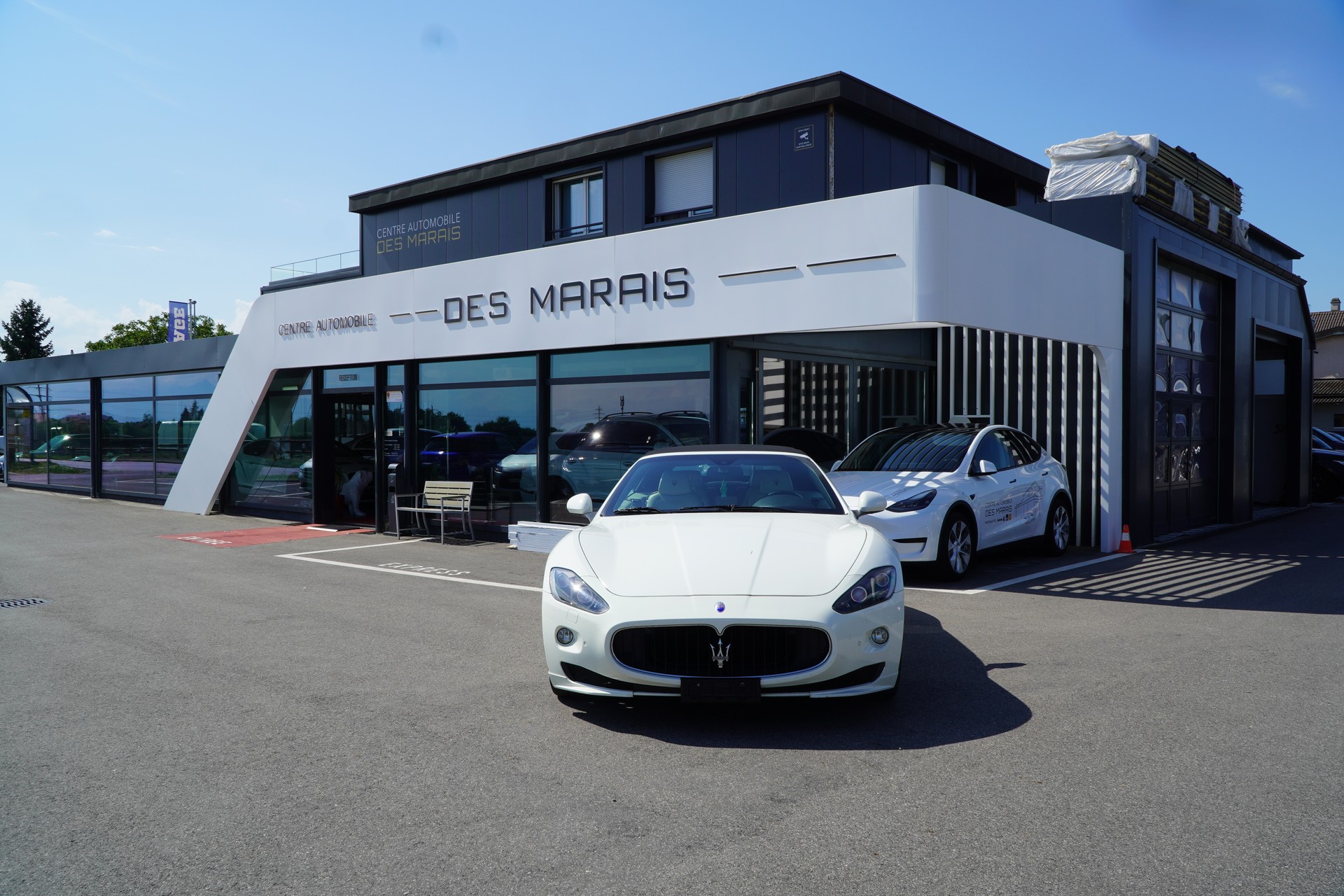 MASERATI GranCabrio Sport Automatica-image-1